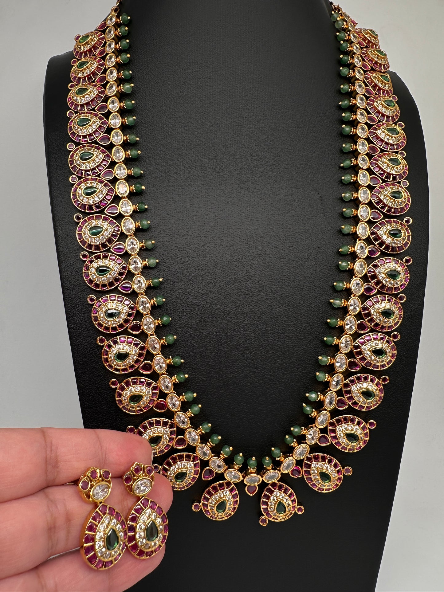 Matte Kempu Long Red Green Potta Stones Necklace - 