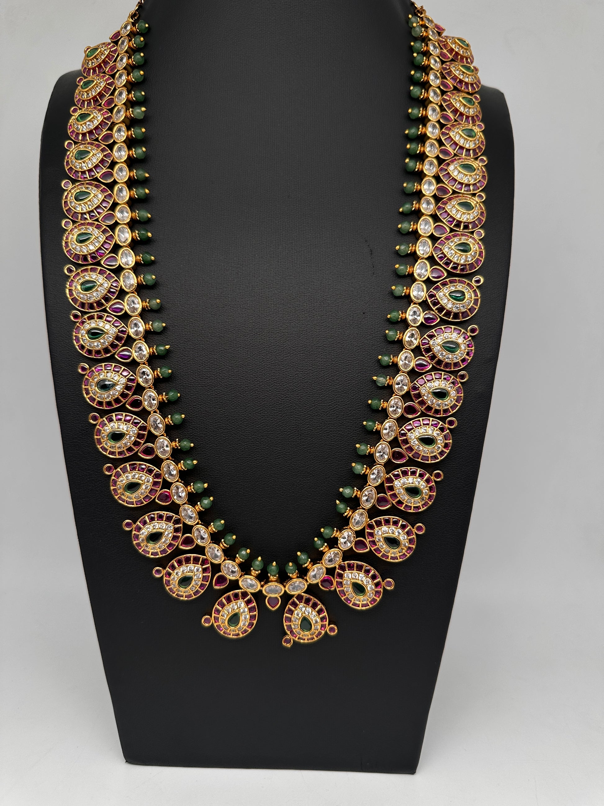 Matte Kempu Long Red Green Potta Stones Necklace - 