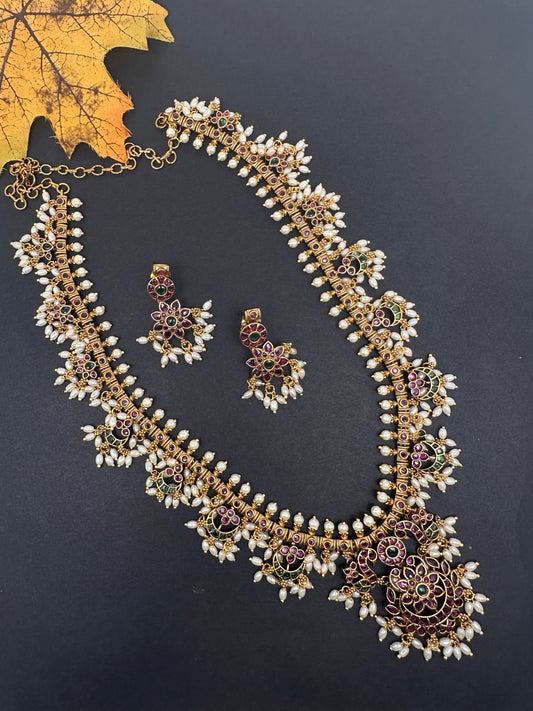 Kempu Guttapusalu long necklace set with rice pearls