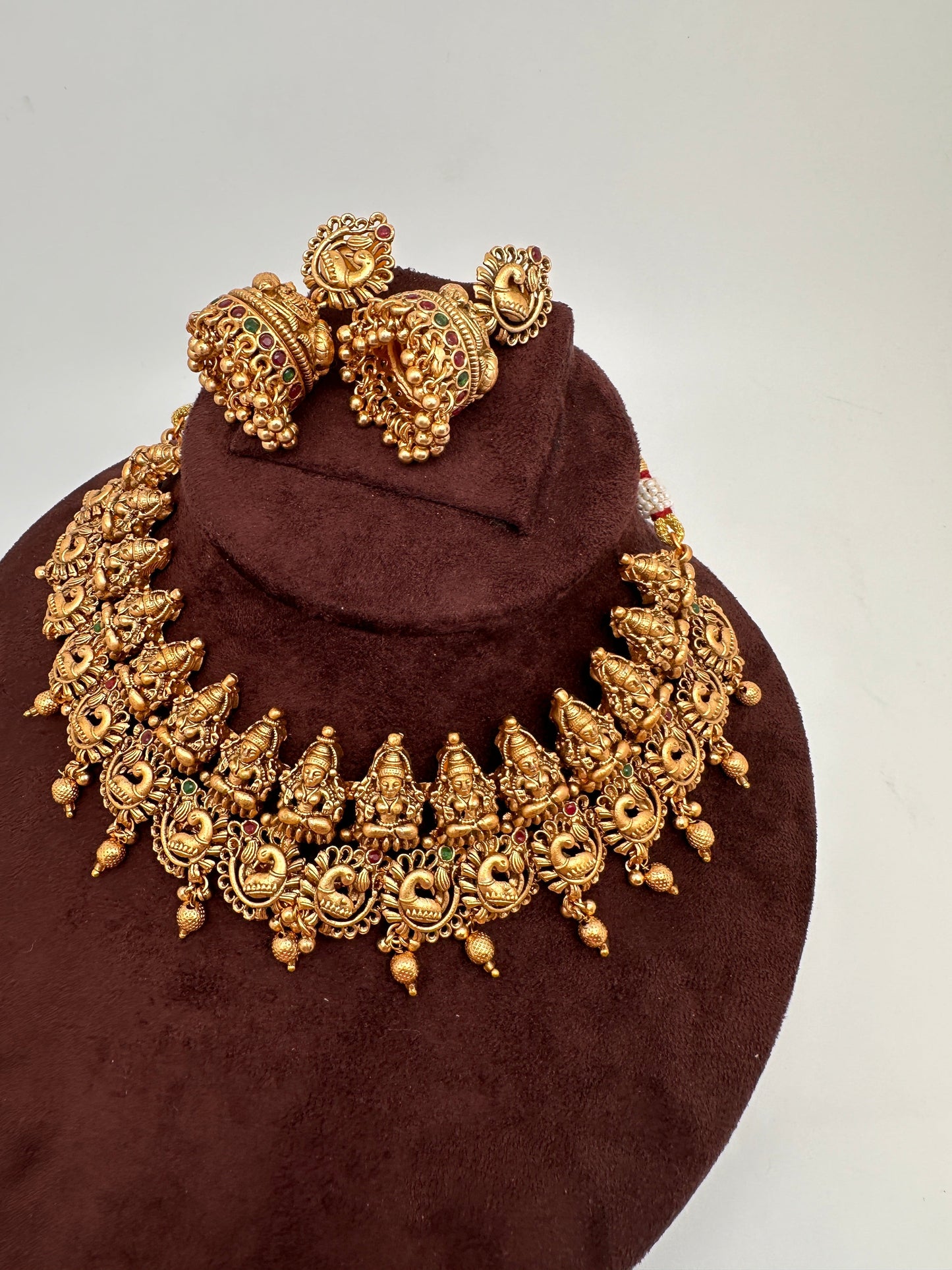 Goddess Lakshmi Peacock Pattern Neckline Necklace