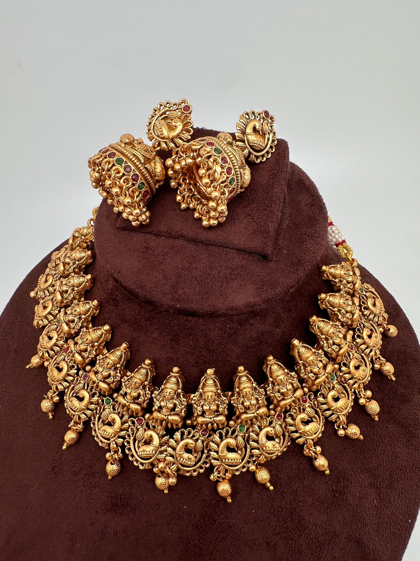 Goddess Lakshmi Peacock Pattern Neckline Necklace