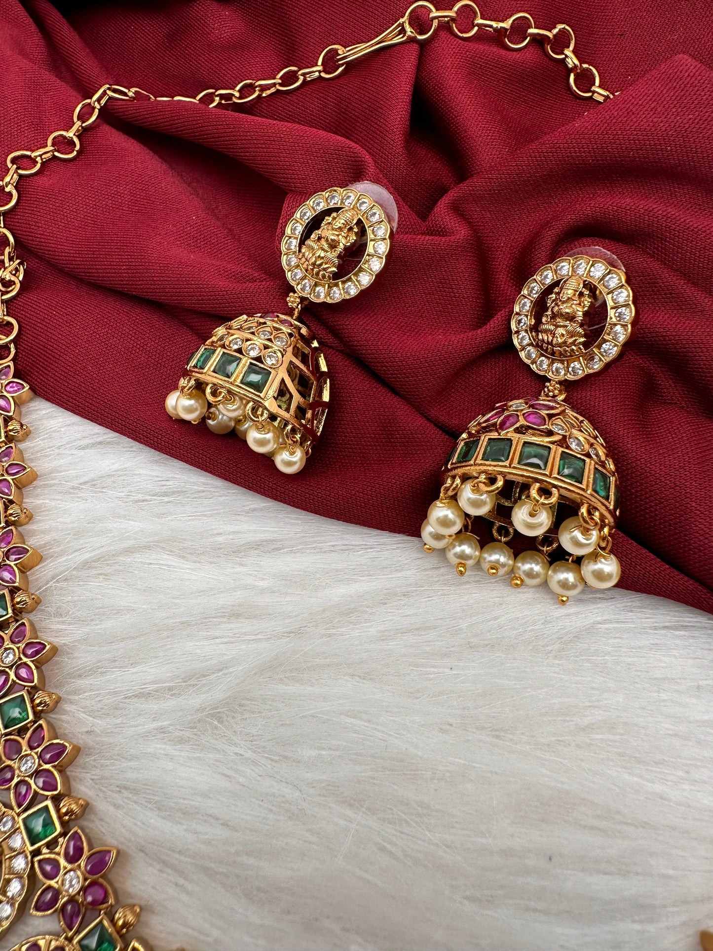 Kempu Mango Pattern Goddess Lakshmi Neckline Necklace with Jhumkis