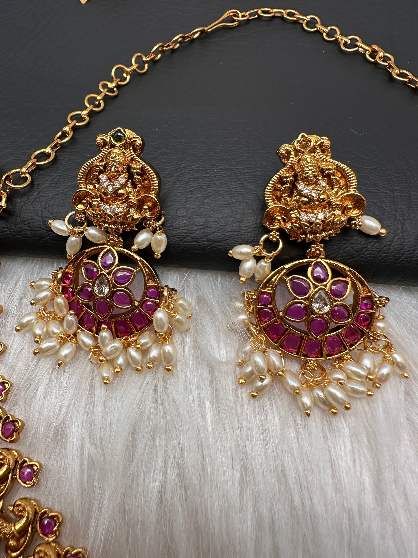 Matte Kempu Rice Pearls Guttapusalu Necklace