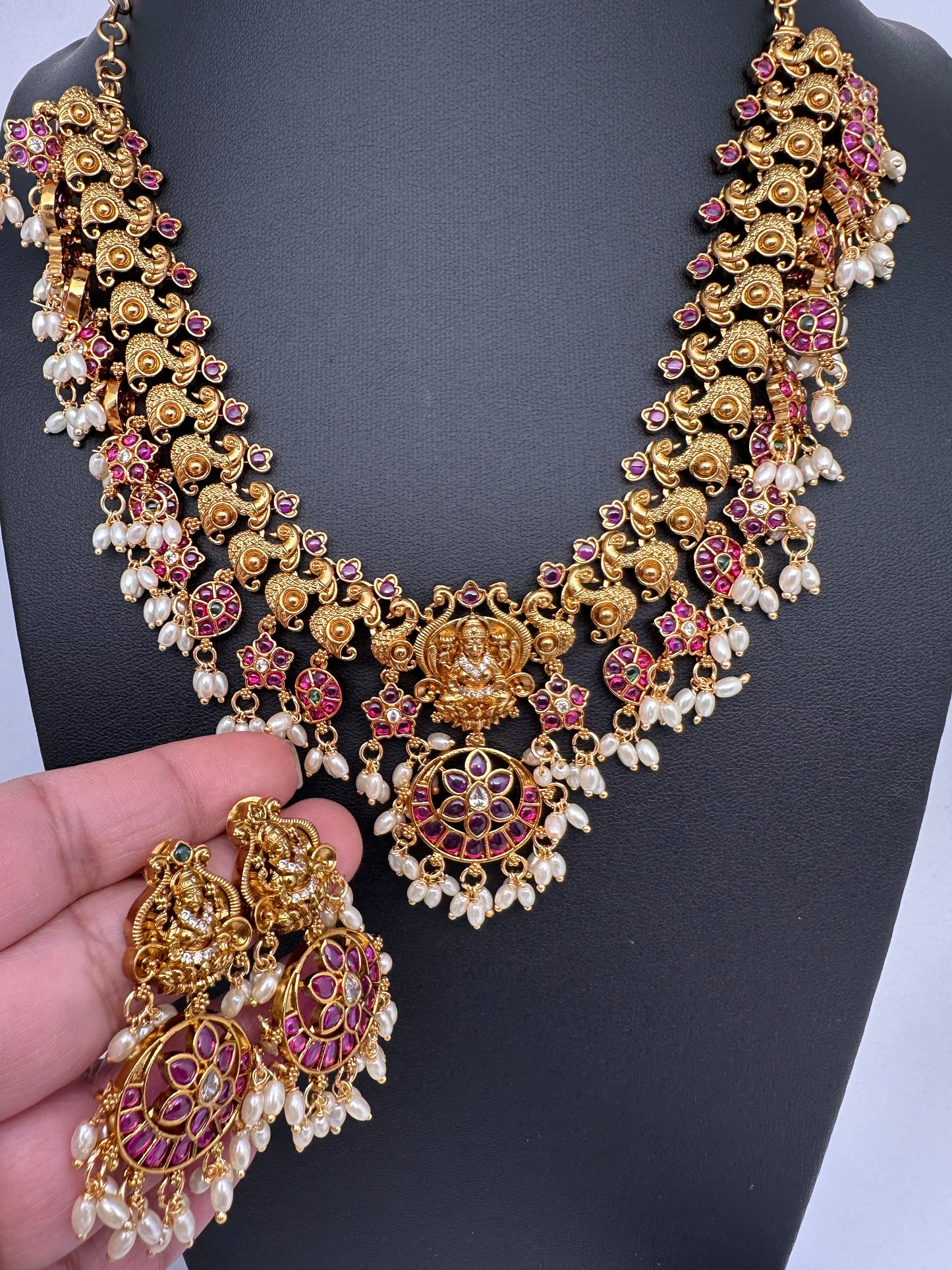 Matte Kempu Rice Pearls Guttapusalu Necklace