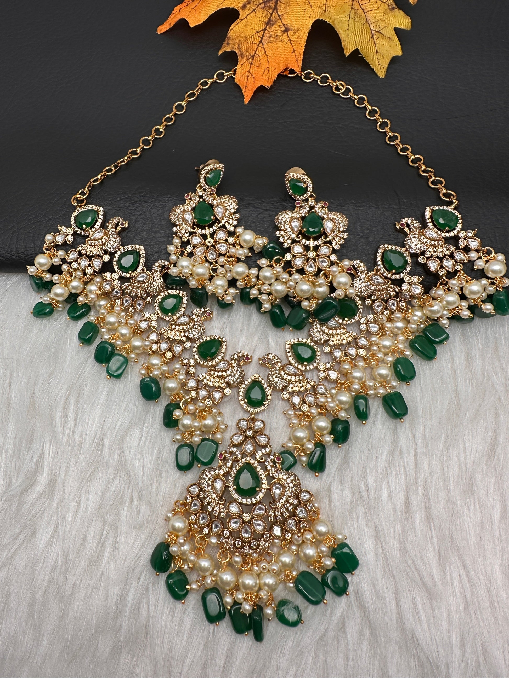 Peacock Color Stone Guttapusalu Short Necklace - Green