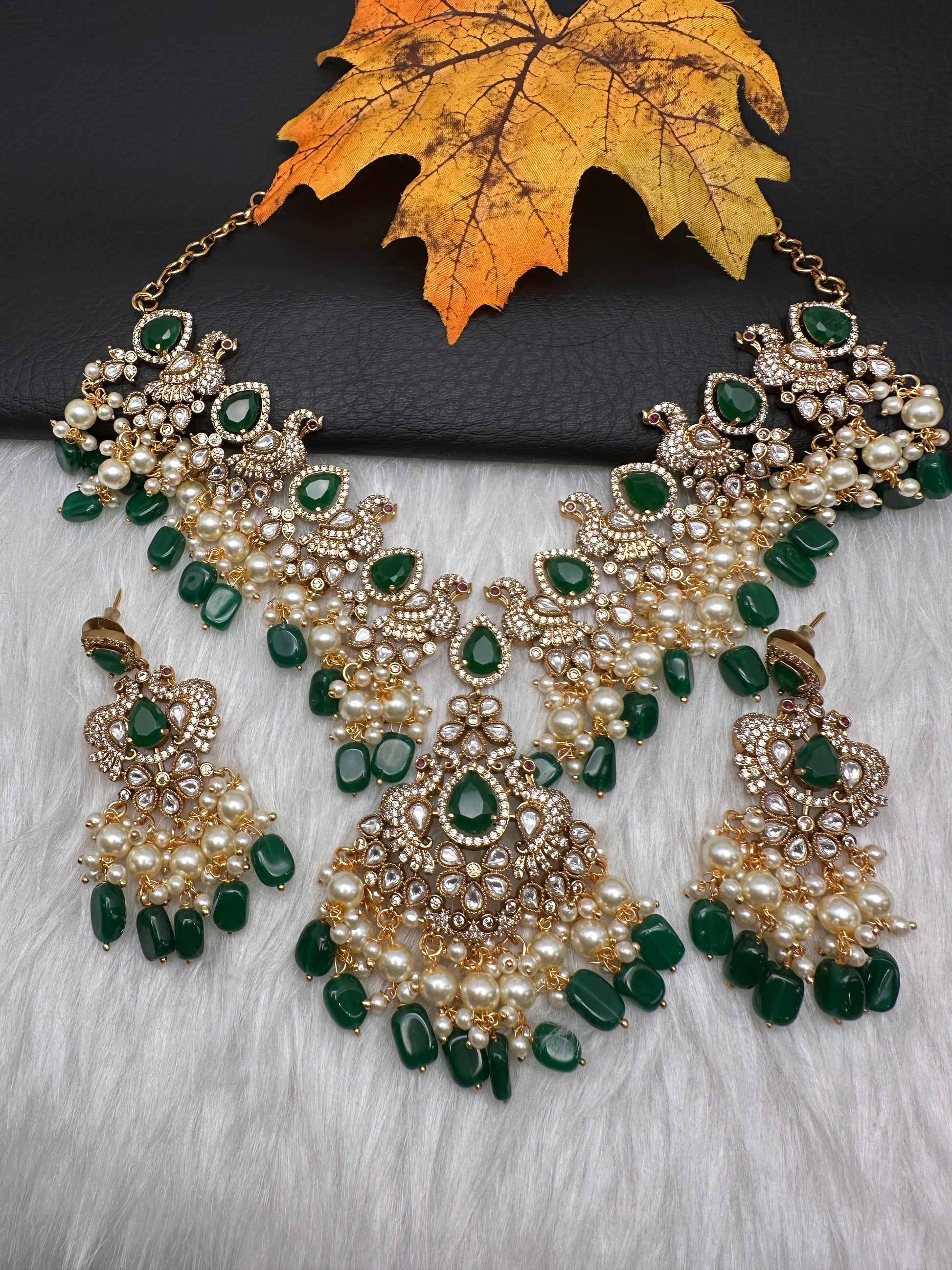 Peacock Color Stone Guttapusalu Short Necklace - Green