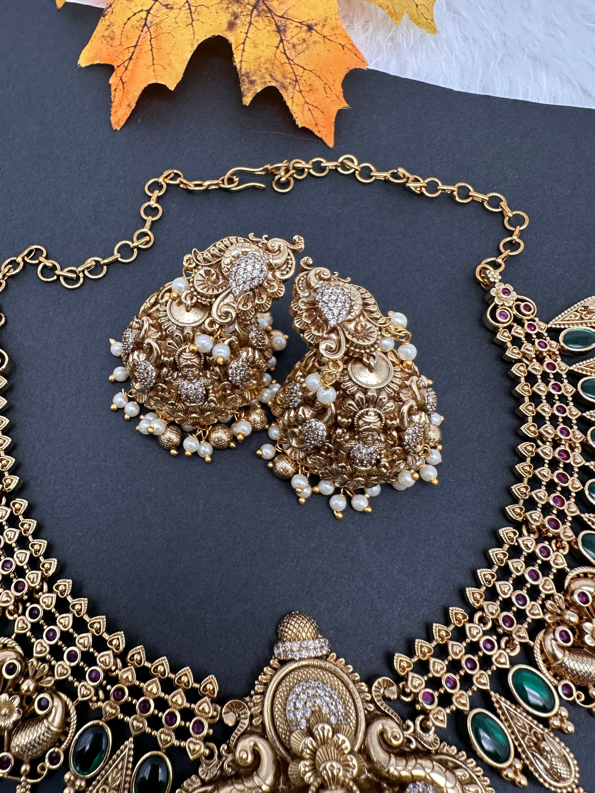 Matte Nakshi Goddess Lakshmi Short Necklace Jhumka - Green