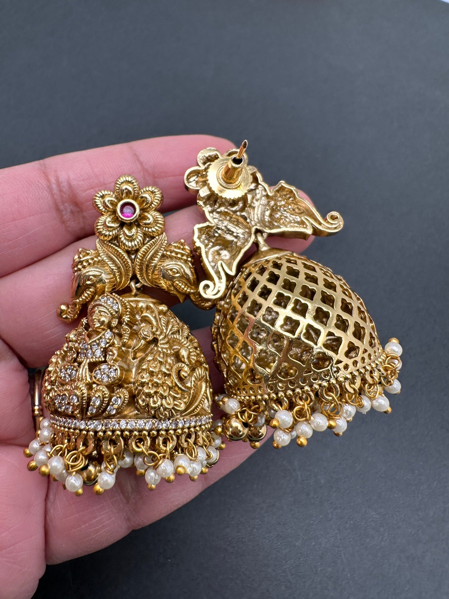 Matte Nakshi Goddess Lakshmi Short Necklace Jhumka - Red