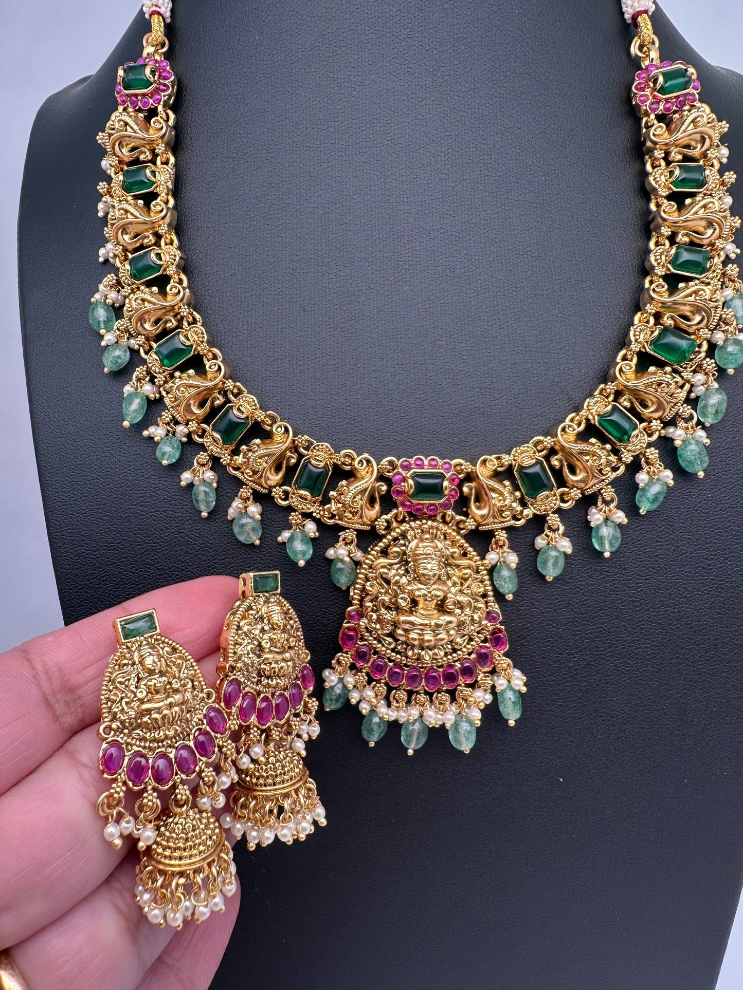 Matte Goddess Lakshmi Short Necklace Jhumka