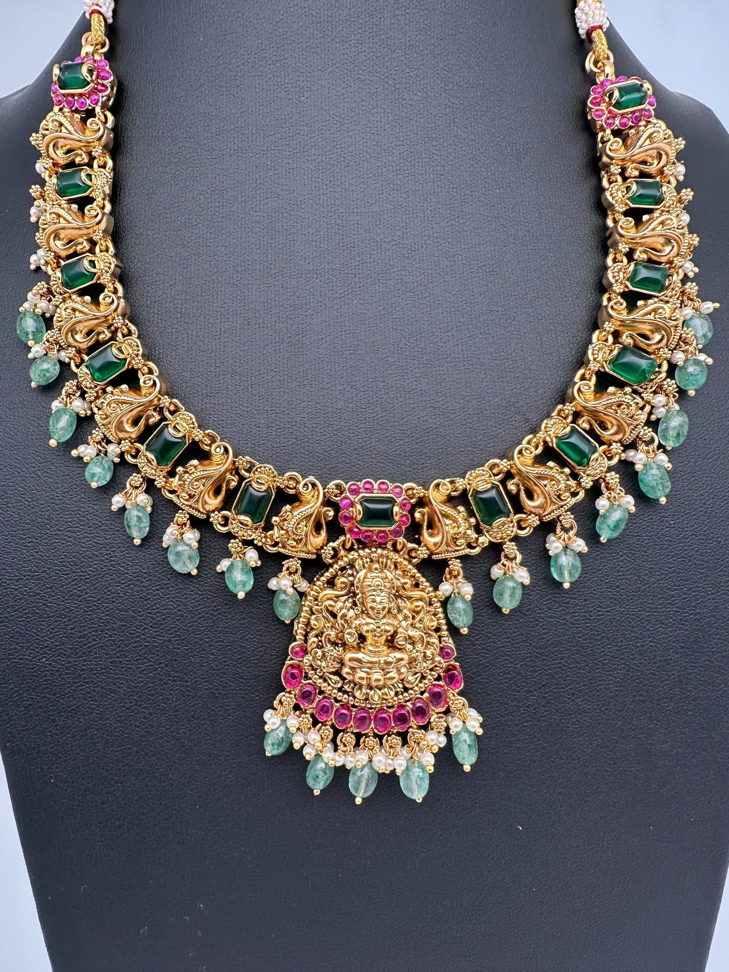 Matte Goddess Lakshmi Short Necklace Jhumka