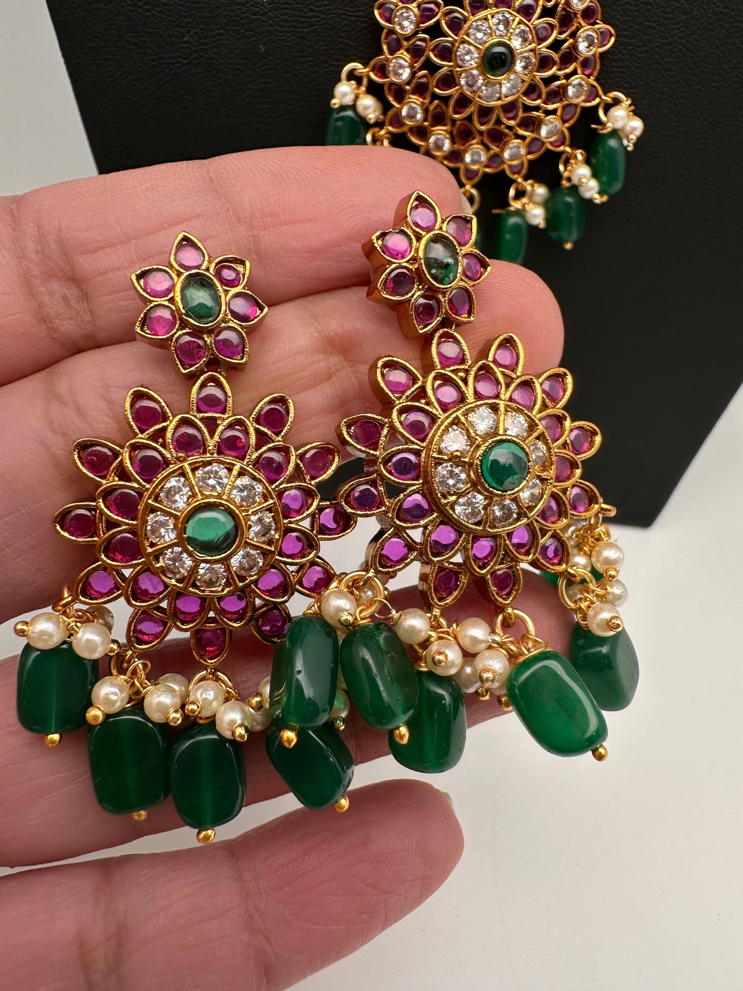 Matte Kempu Green Beads Short Necklace