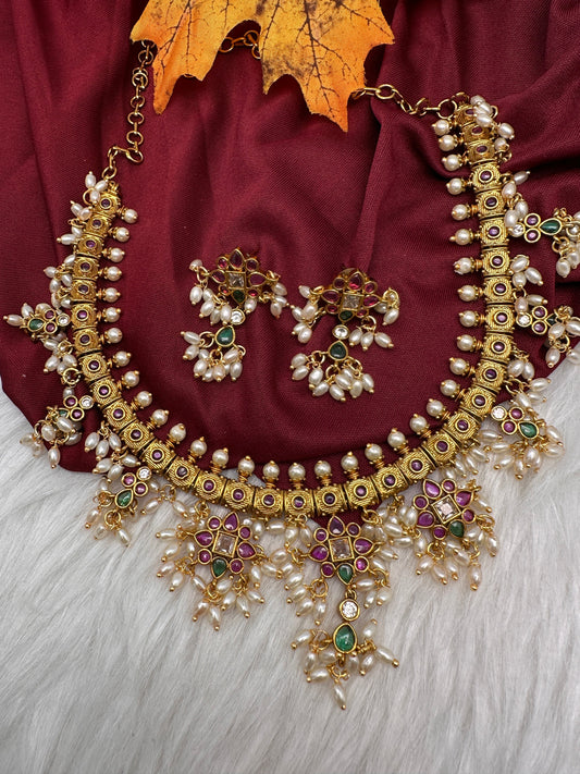 Matte Rice Pearls Guttapusalu Short Necklace