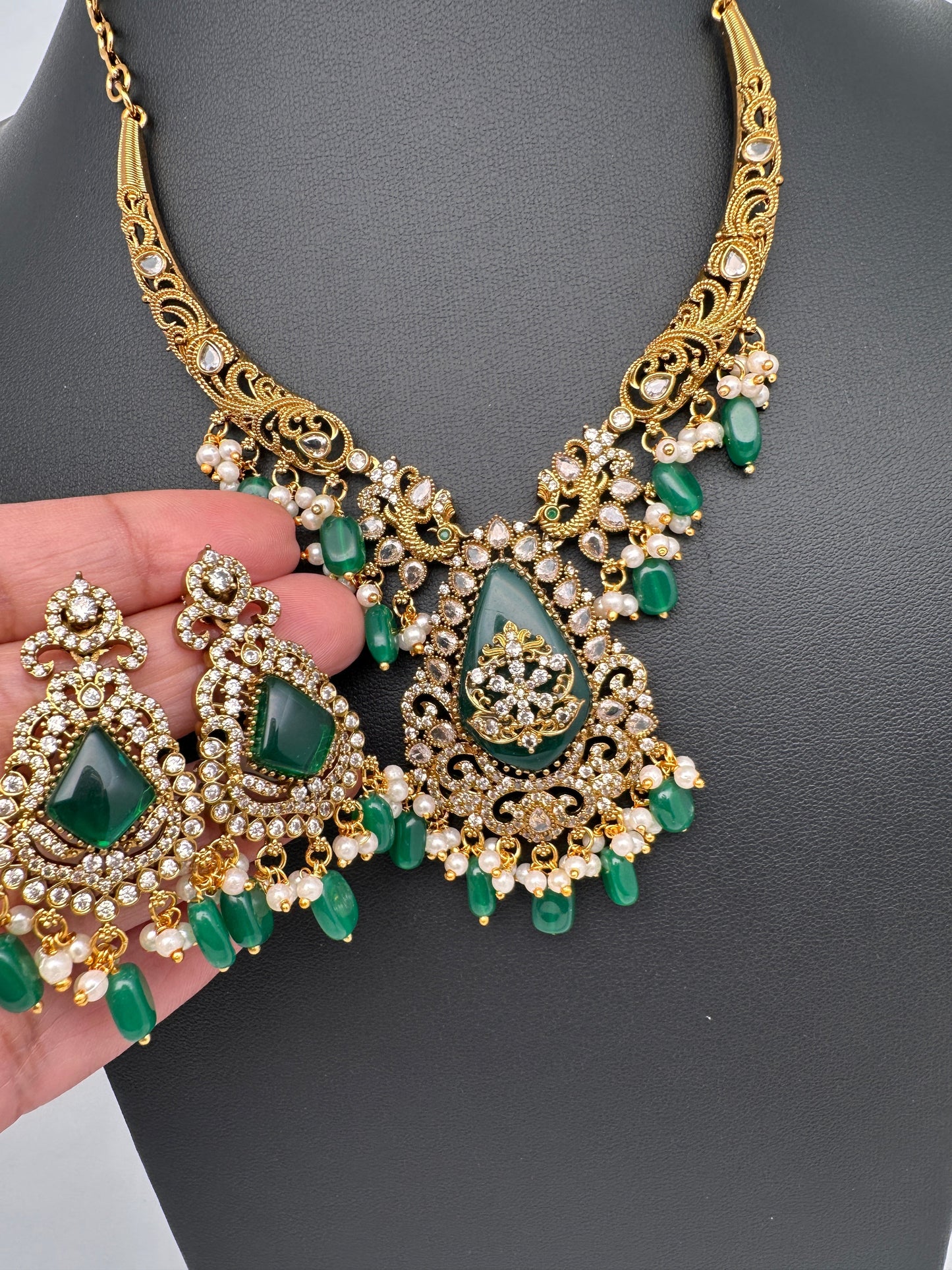 Matte CZ Color Stone Kanthi Short Necklace - Green