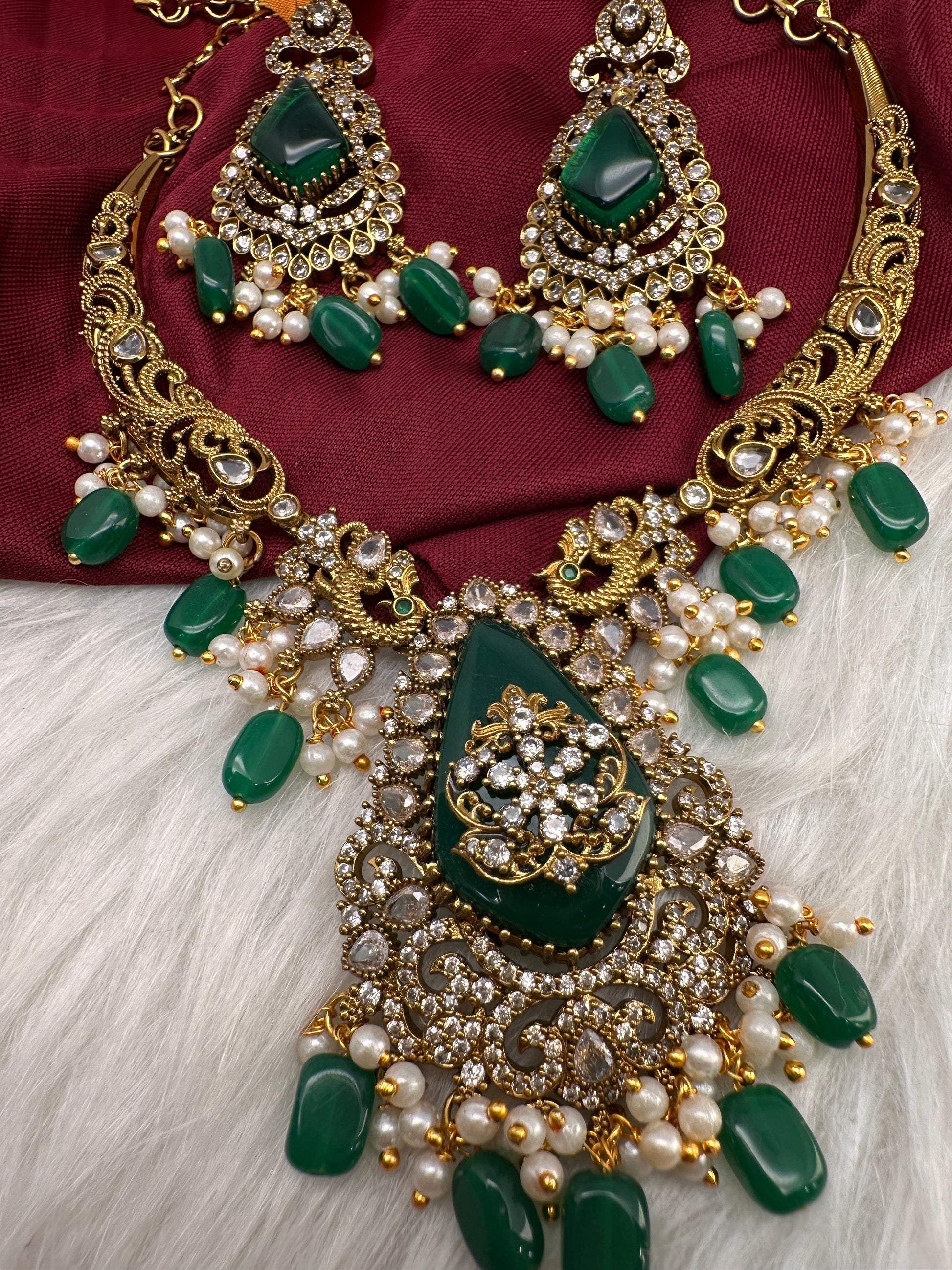 Matte CZ Color Stone Kanthi Short Necklace - Green