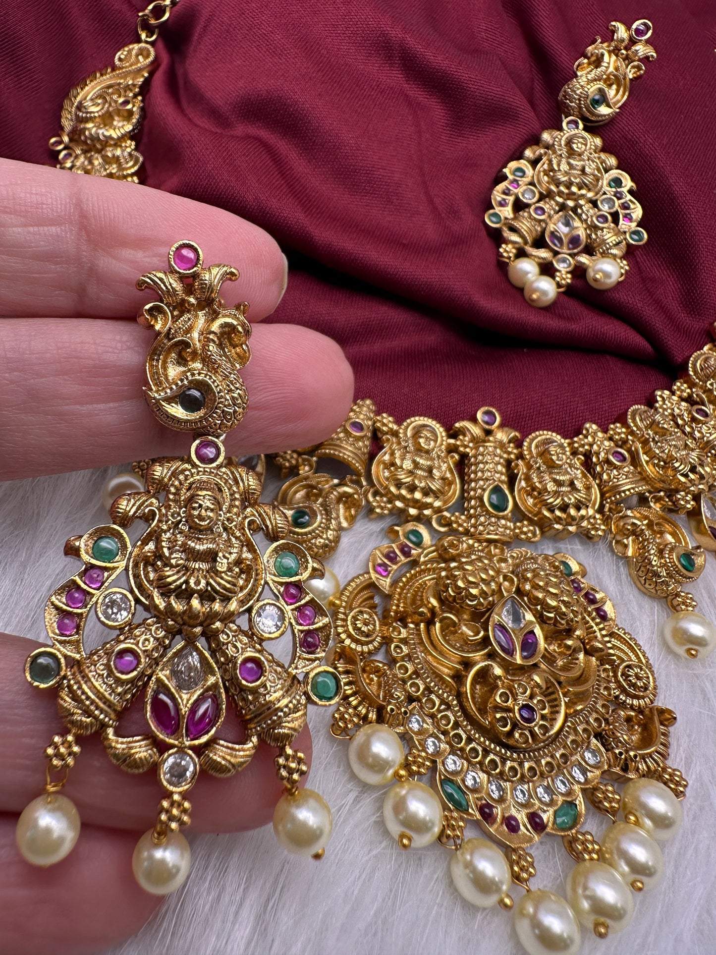 Matte Goddess Lakshmi Neckline Short Necklace
