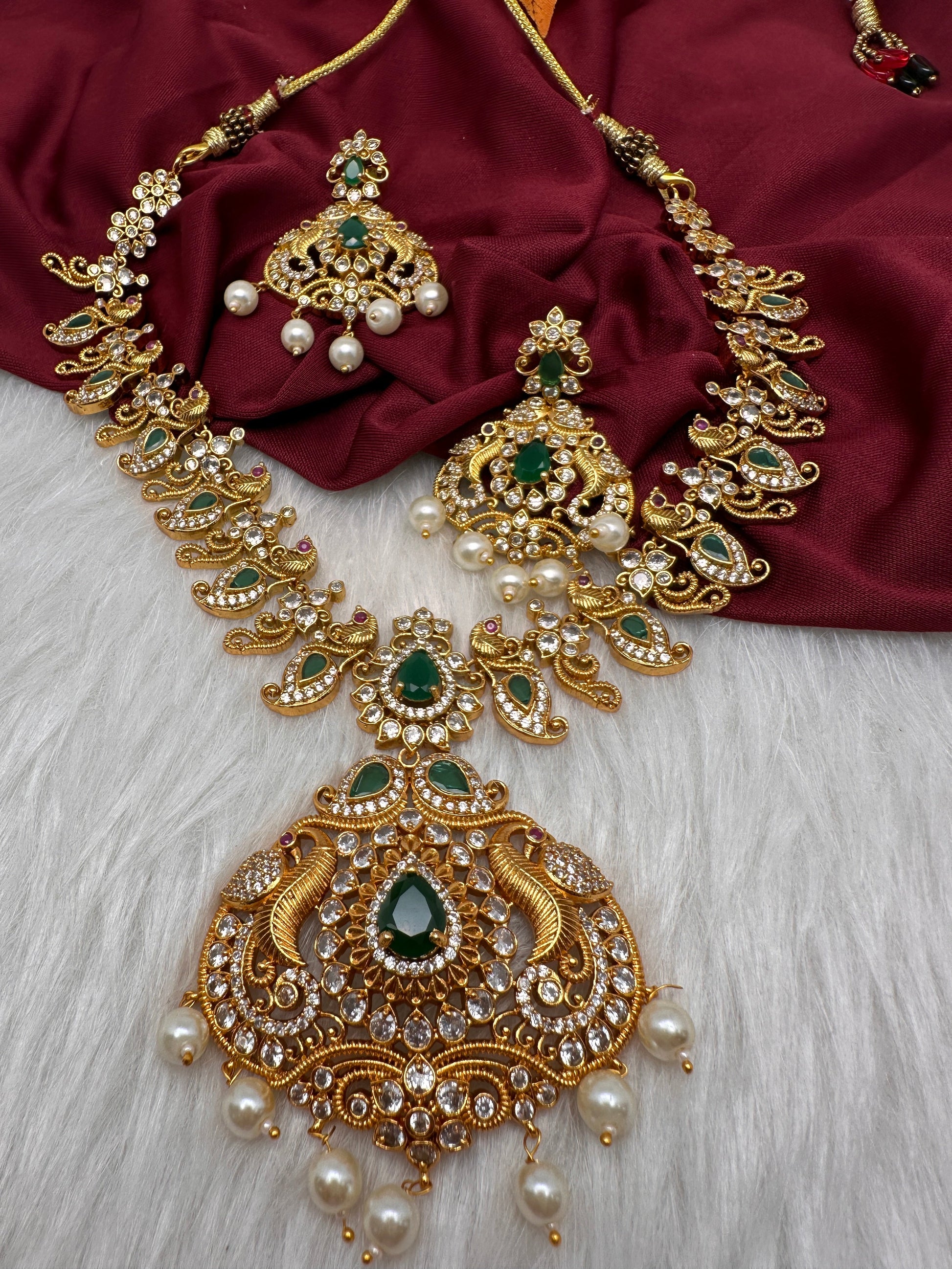 Matte Kempu CZ Mango Short Necklace