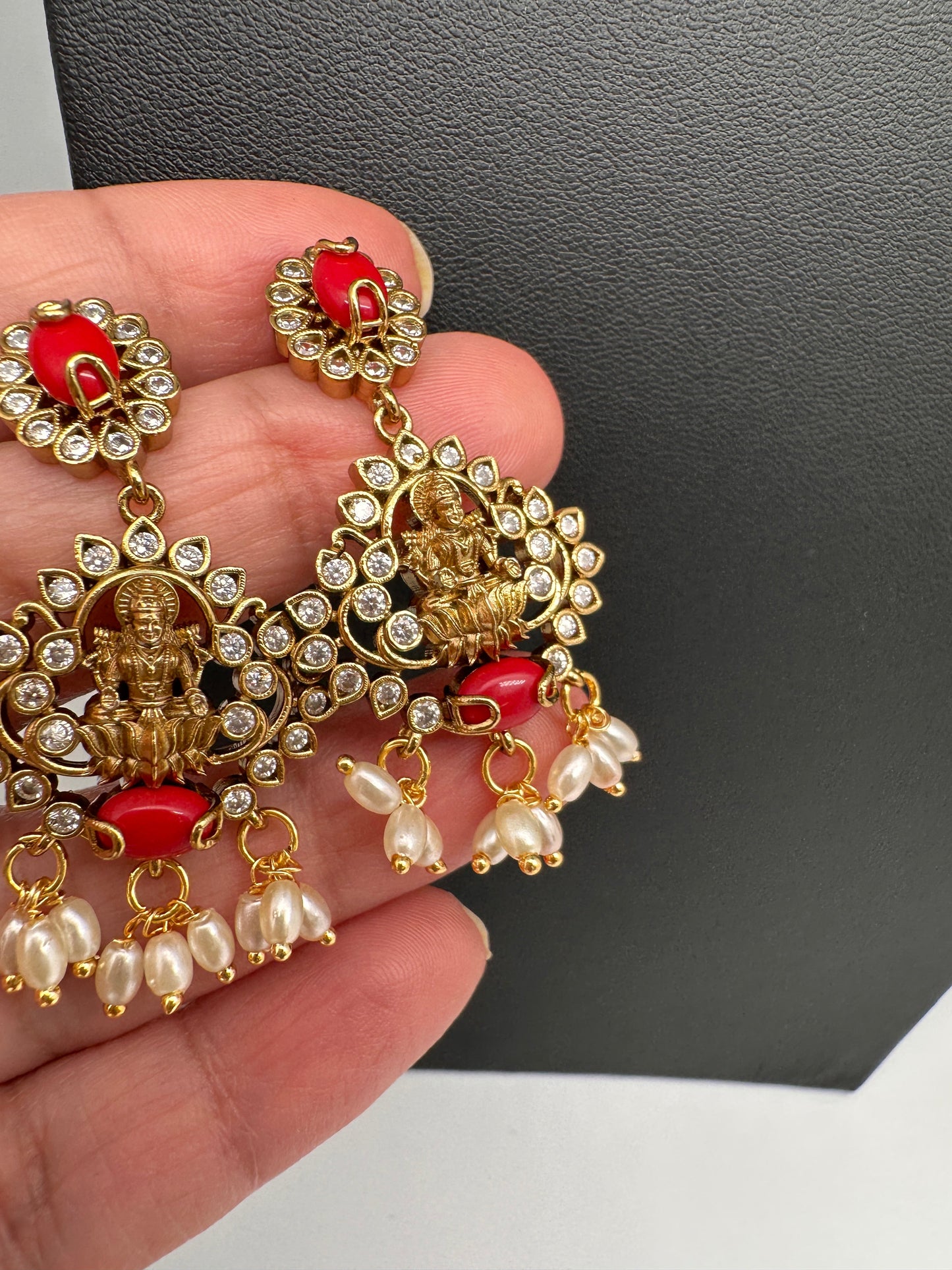 Goddess Lakshmi Rice Pearls Coral Emerald Short Guttapusalu Necklace