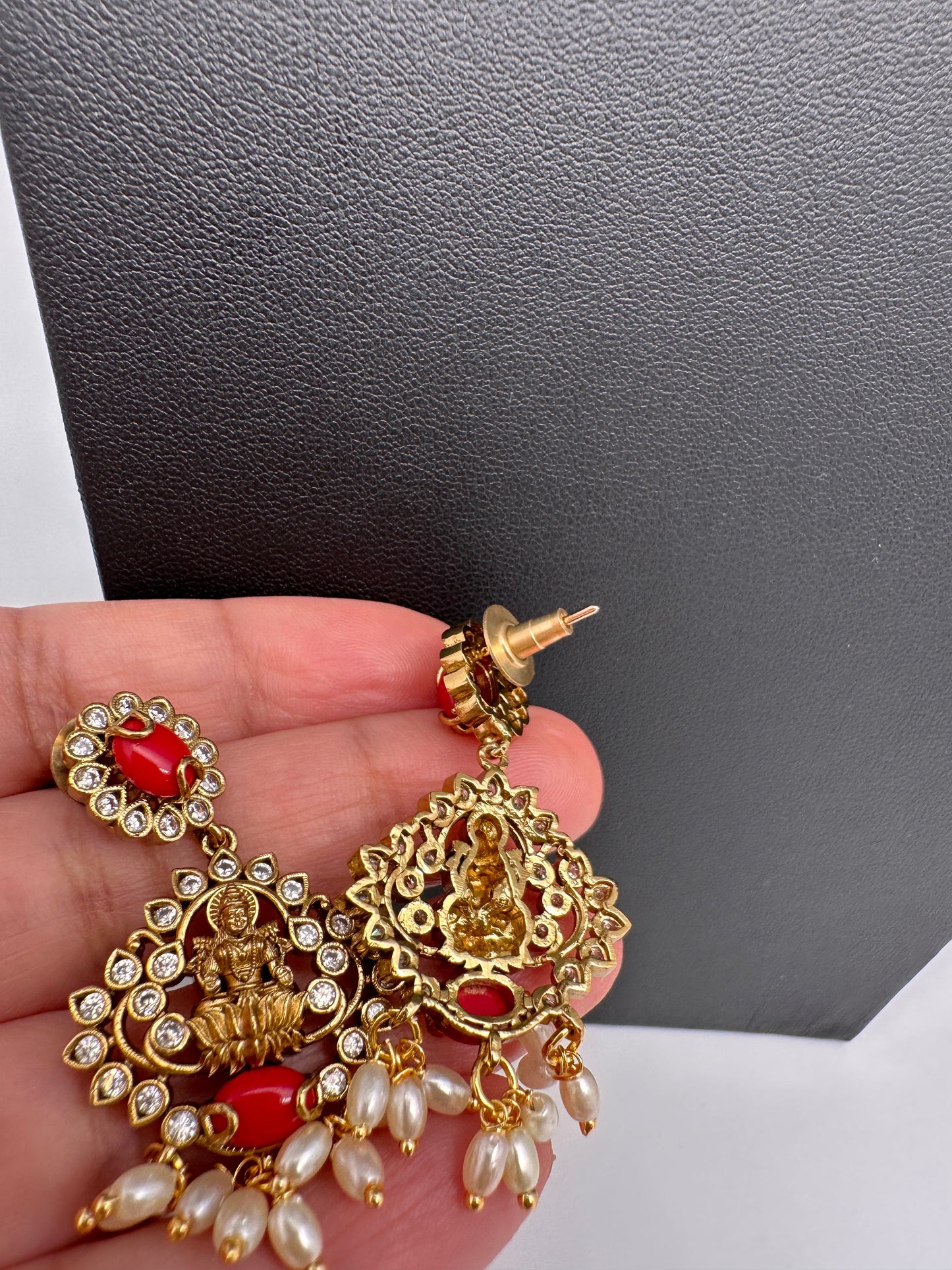 Goddess Lakshmi Rice Pearls Coral Emerald Short Guttapusalu Necklace