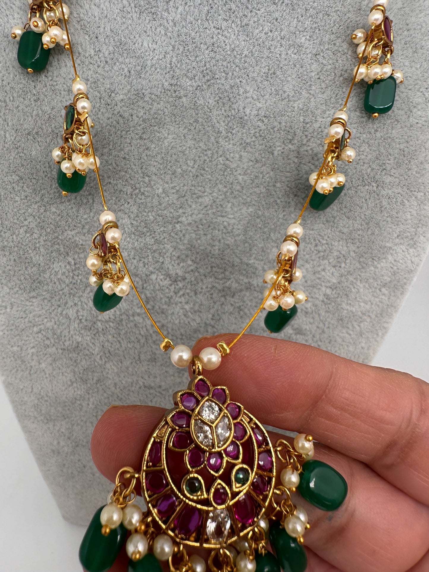 Kempu Dainty Invisible Short Necklace