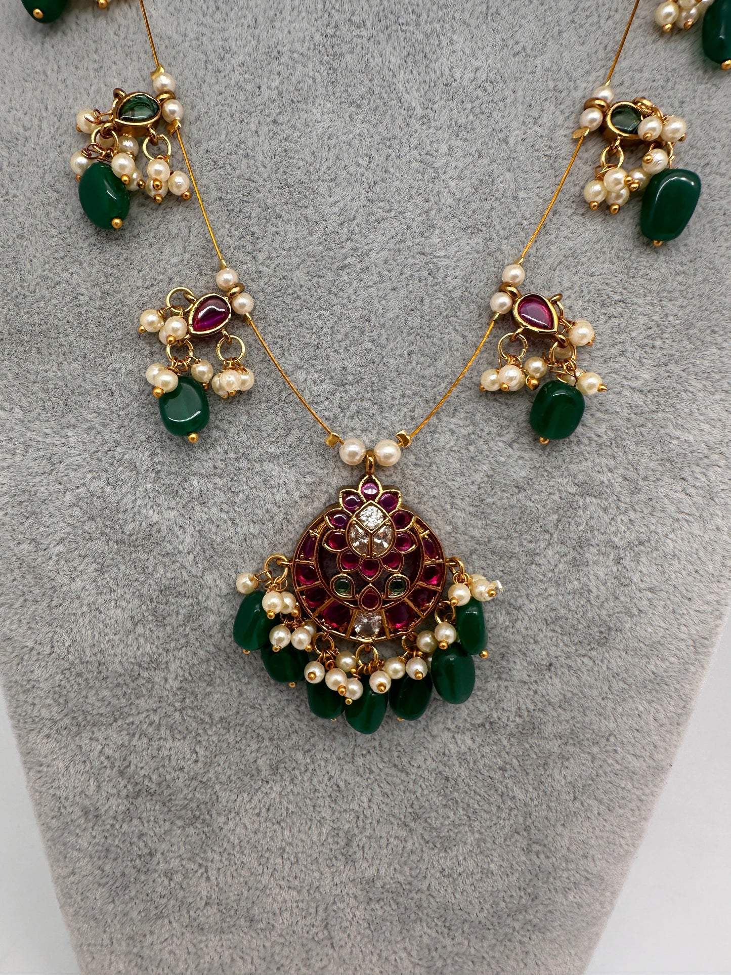 Kempu Dainty Invisible Short Necklace
