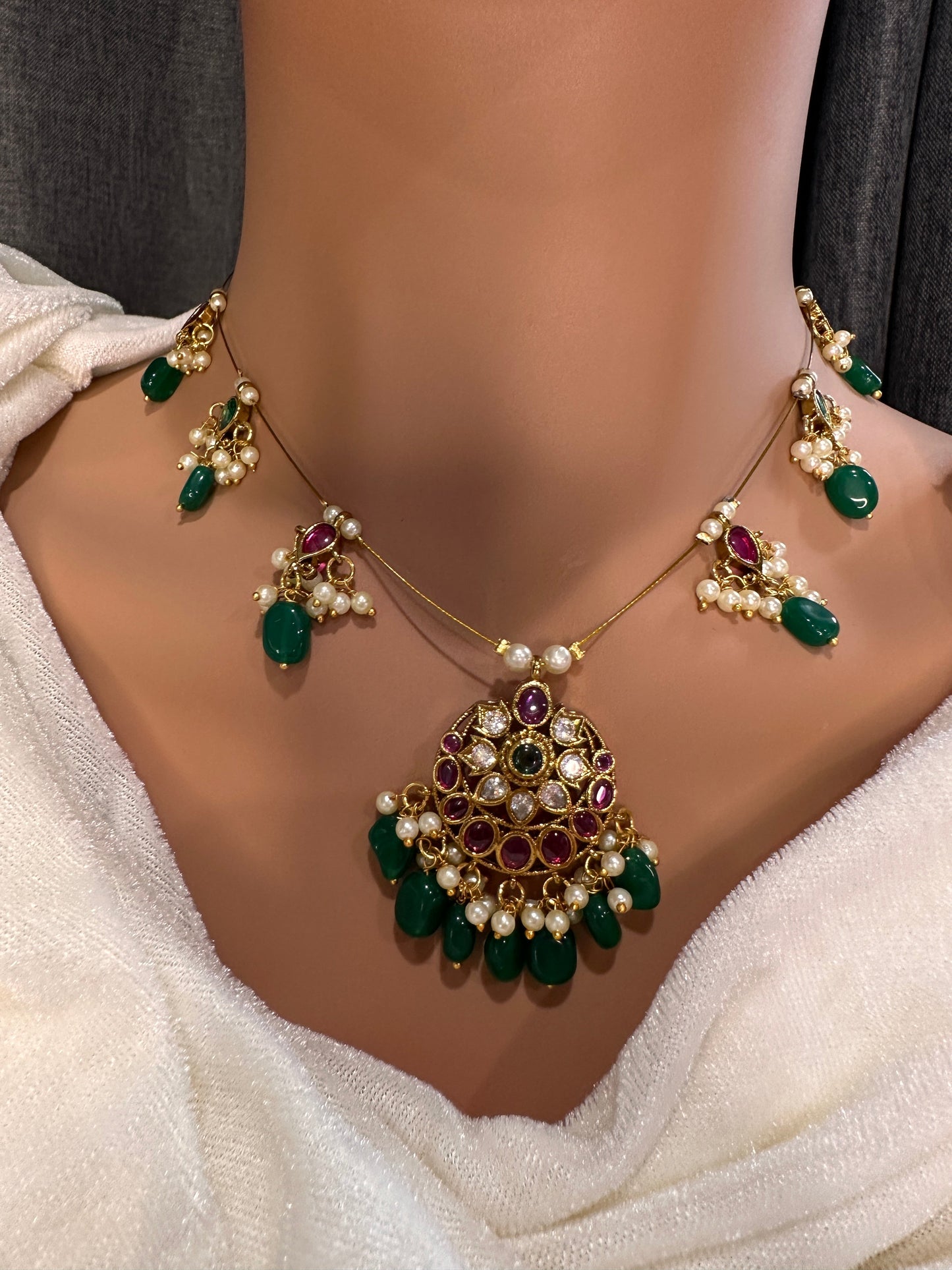 Kempu Dainty Invisible Short Necklace