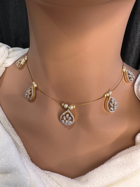 AD Dainty Invisible Short Necklace
