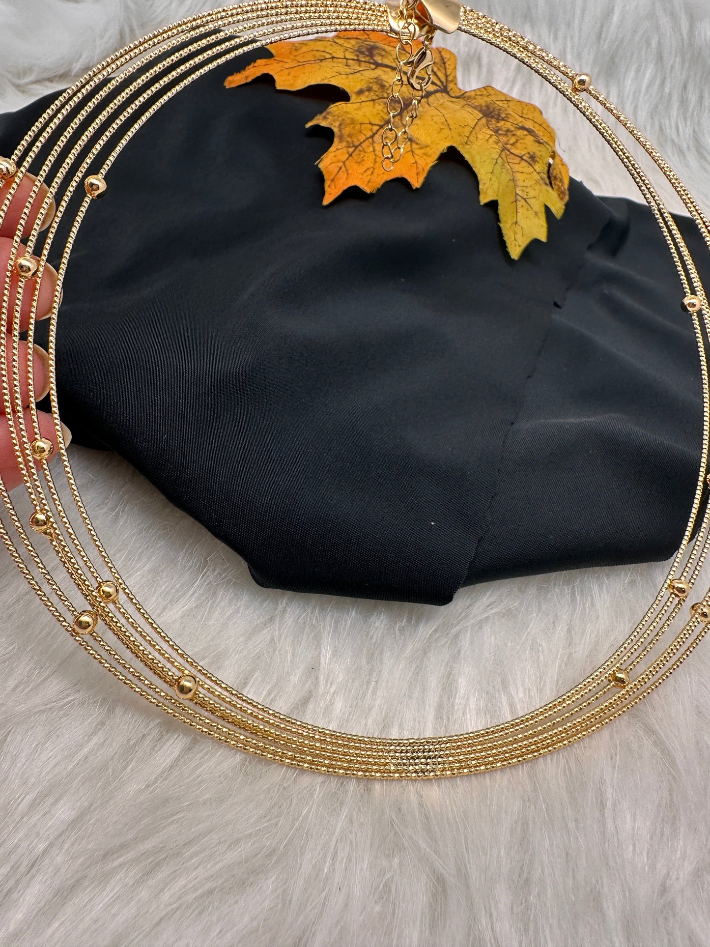 Haslli Dainty Short Necklace