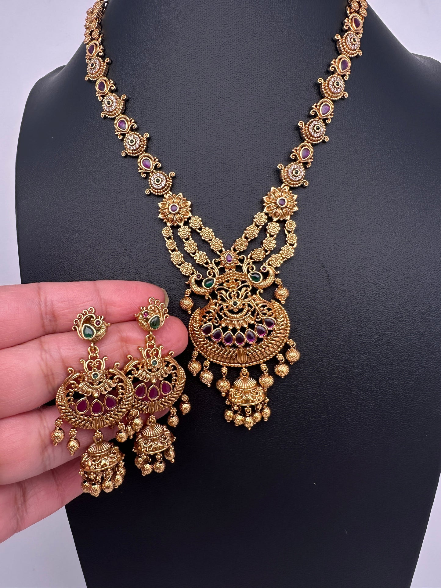 Kempu Matte Short Necklace