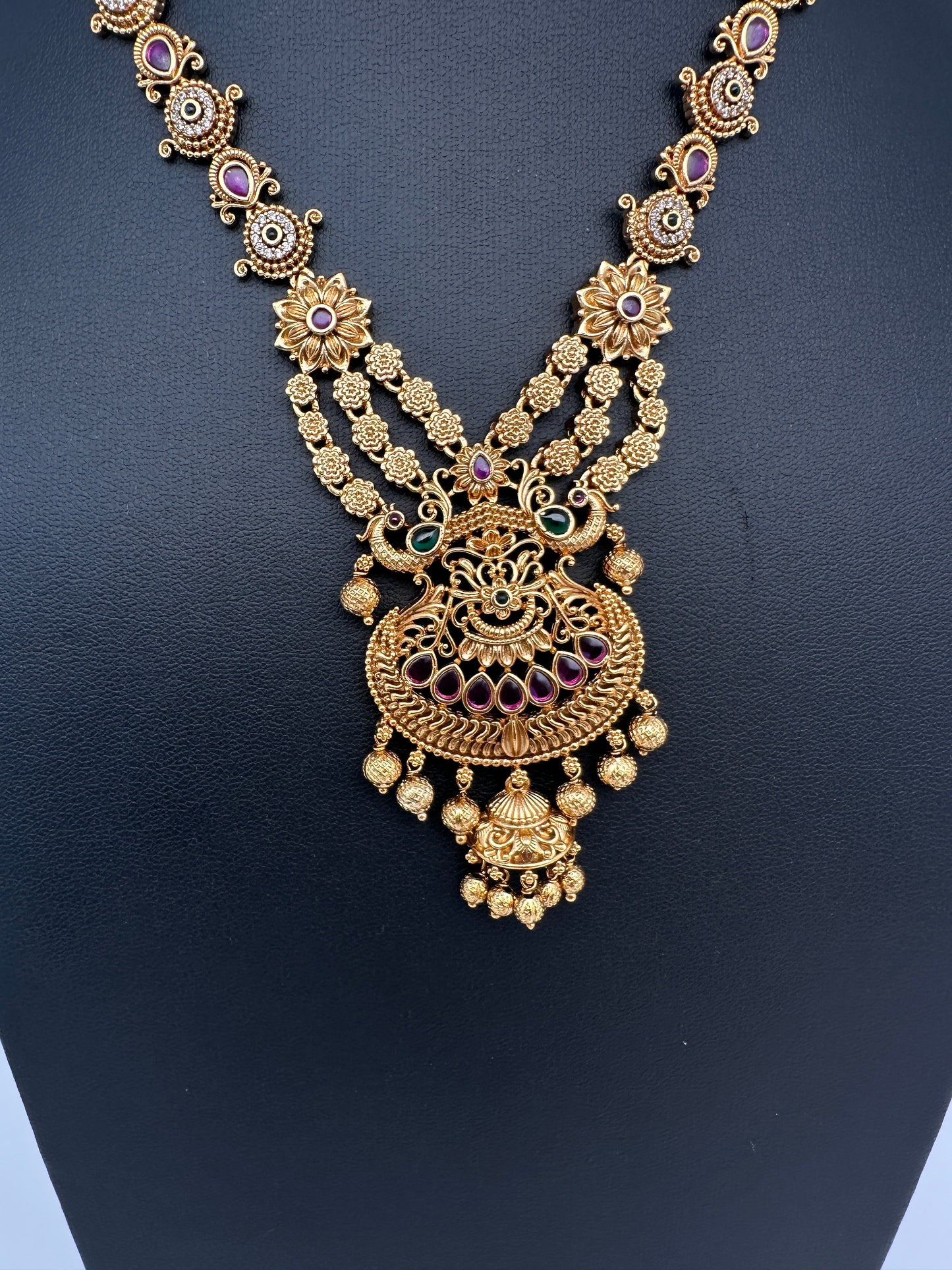Kempu Matte Short Necklace