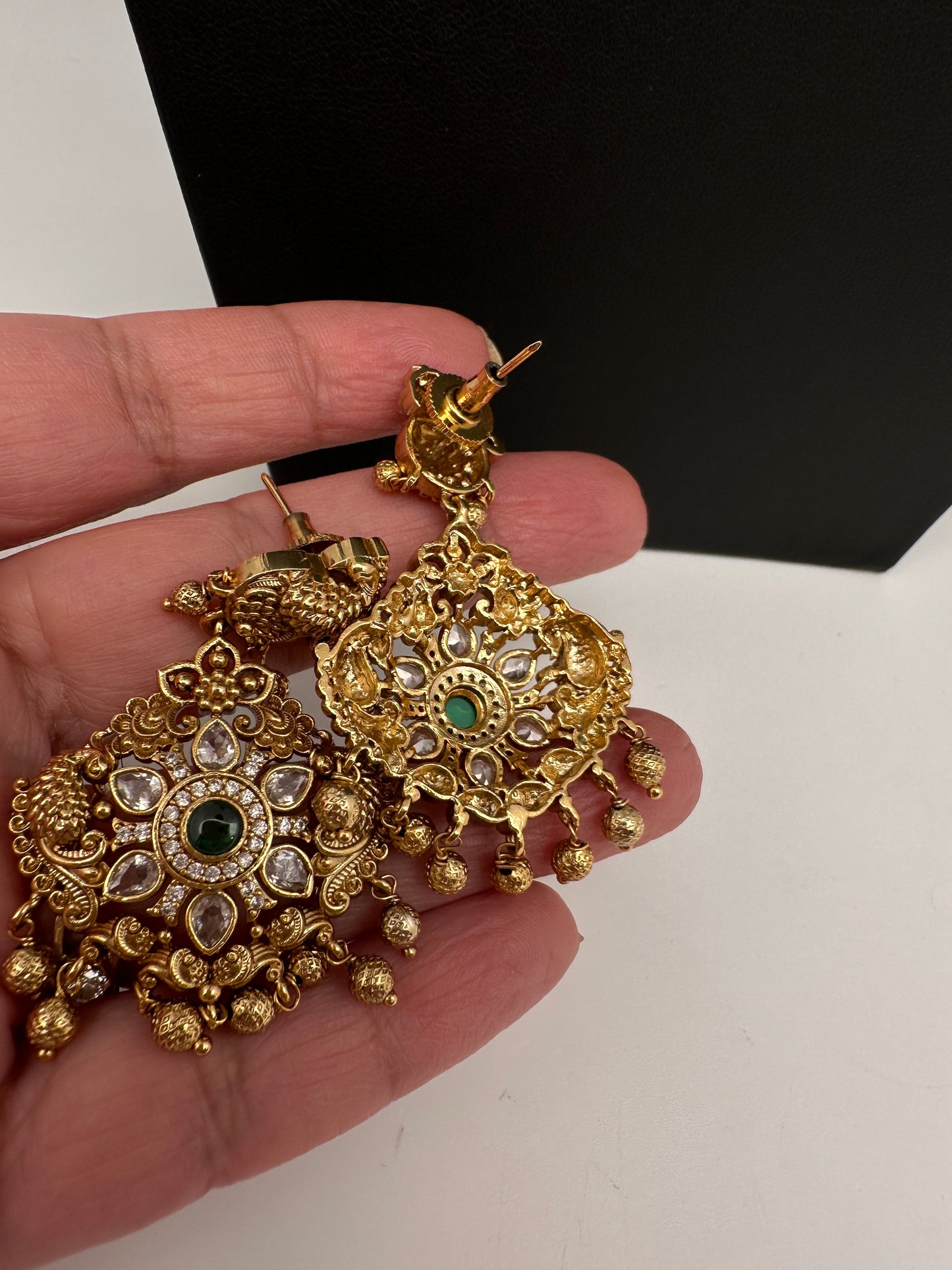 Peacock CZ Matte Short Necklace