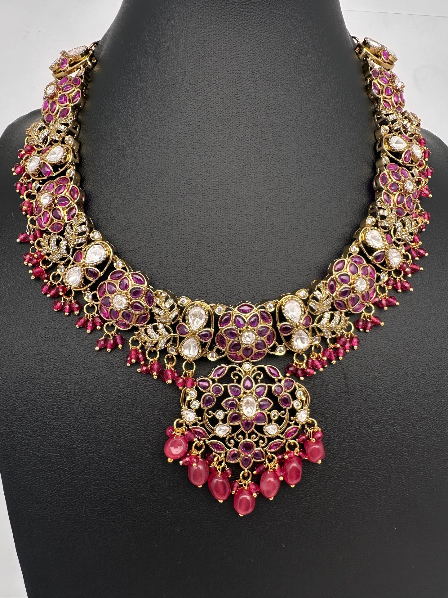 Matte Kemp Color Stone Short Necklace - Red