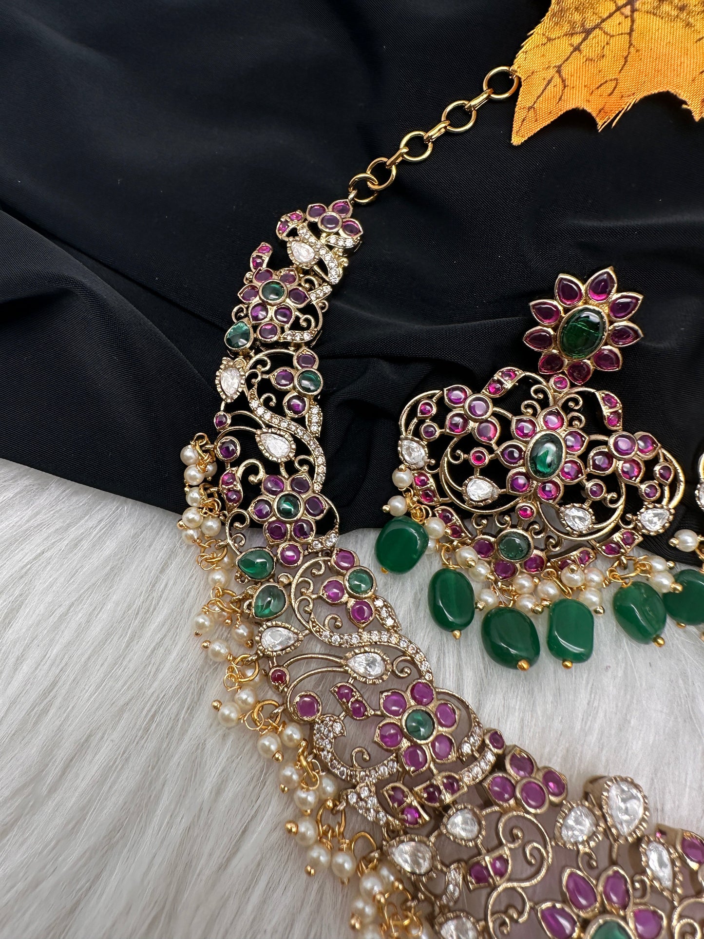 Matte Kemp Color Stone Short Necklace - Multi