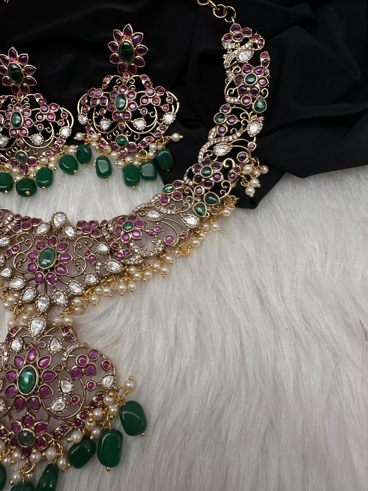 Matte Kemp Color Stone Short Necklace - Multi