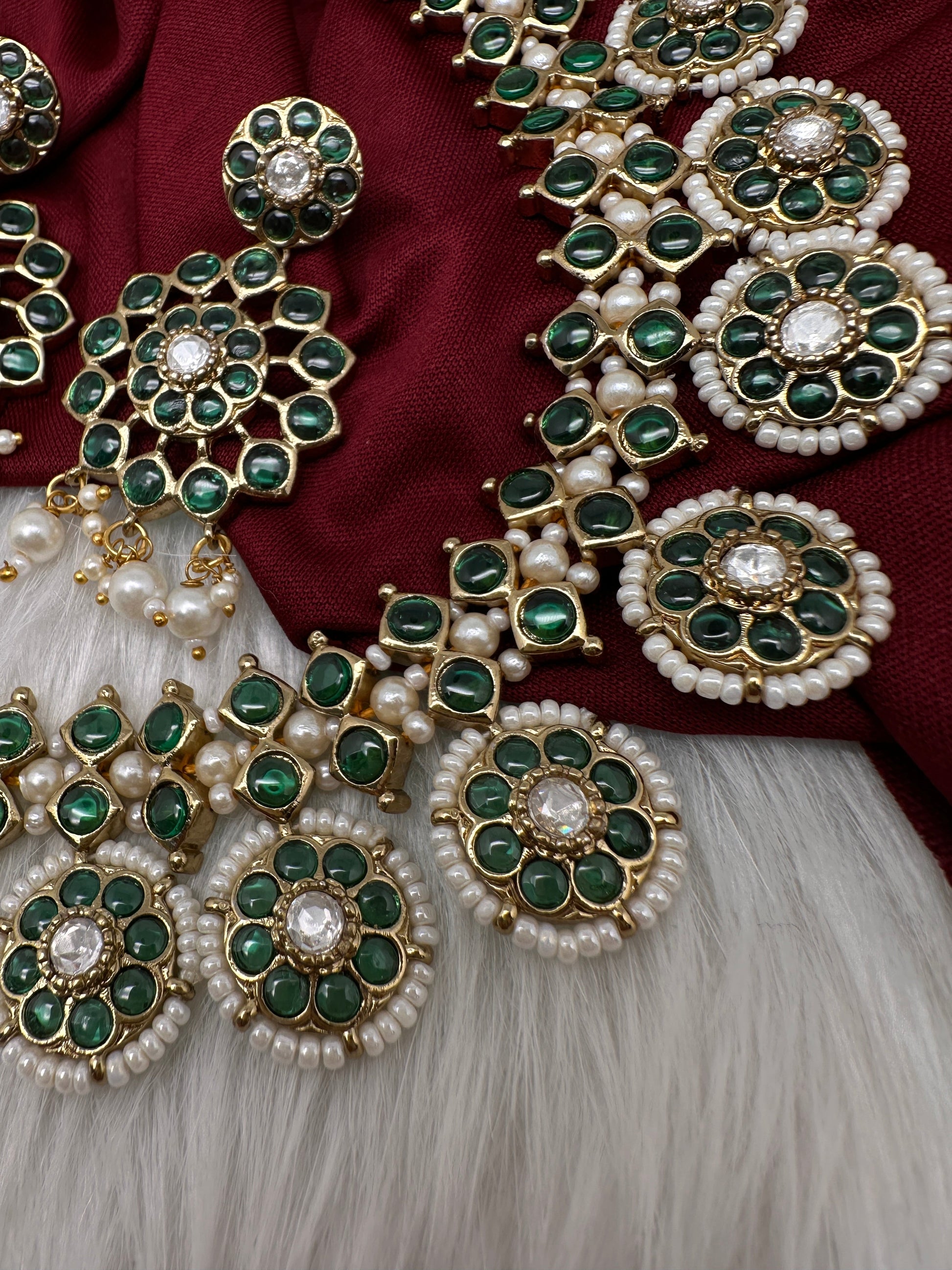 Matte Kemp Color Stone Short Necklace - Green