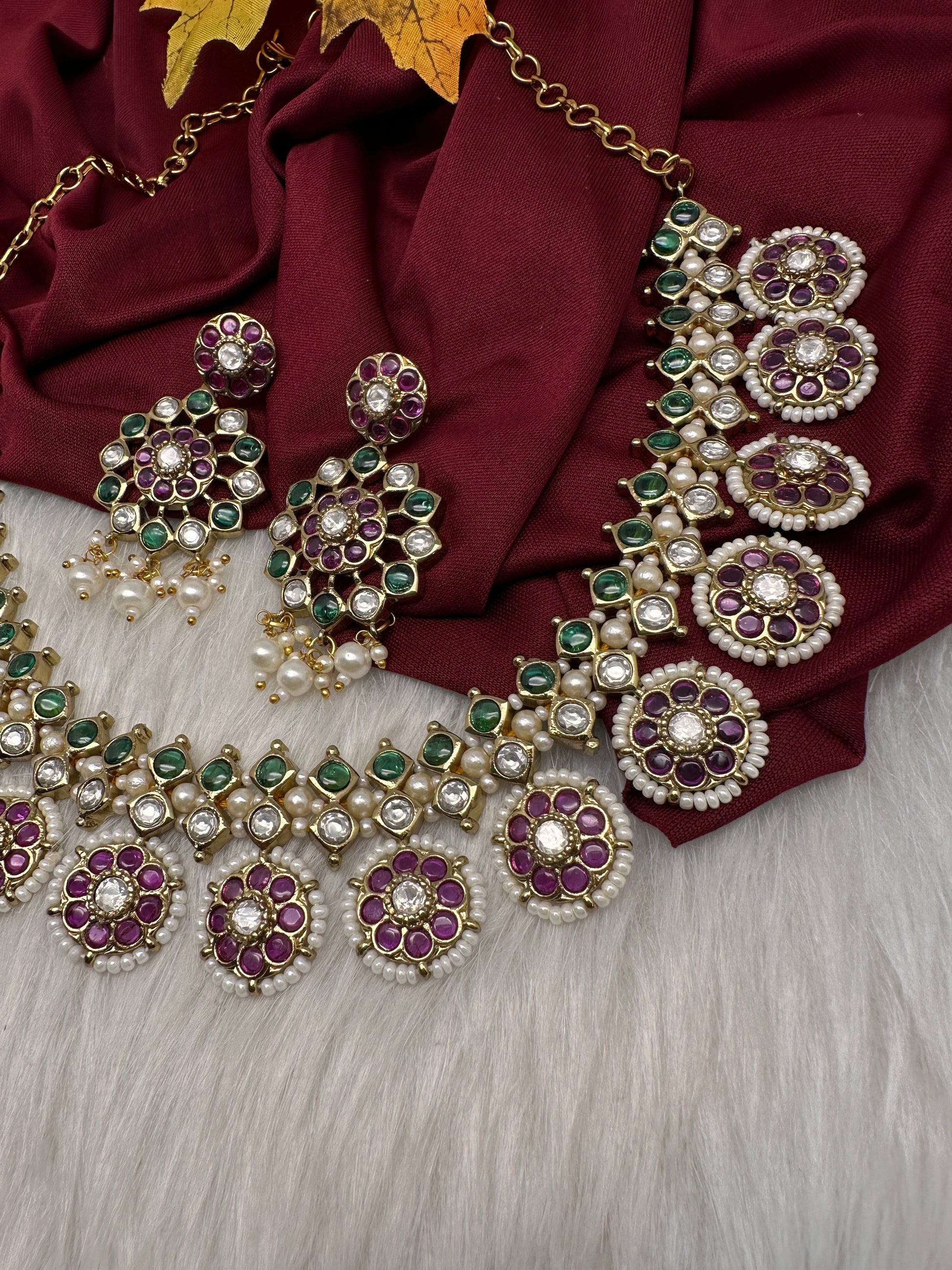 Matte Kemp Color Stone Short Necklace - Multi