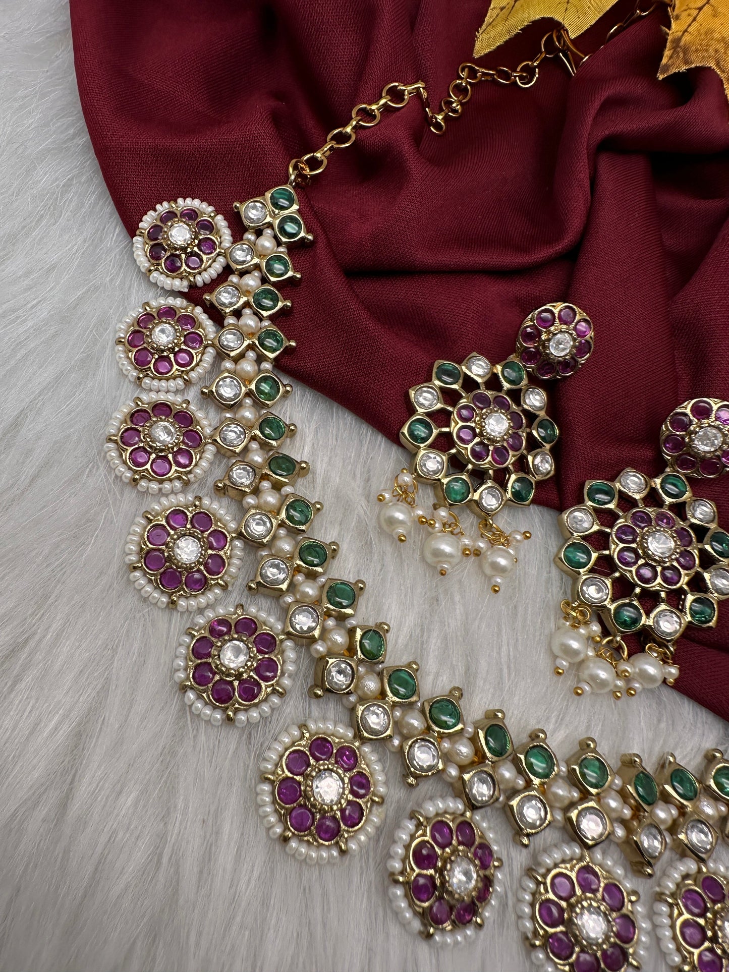 Matte Kemp Color Stone Short Necklace - Multi