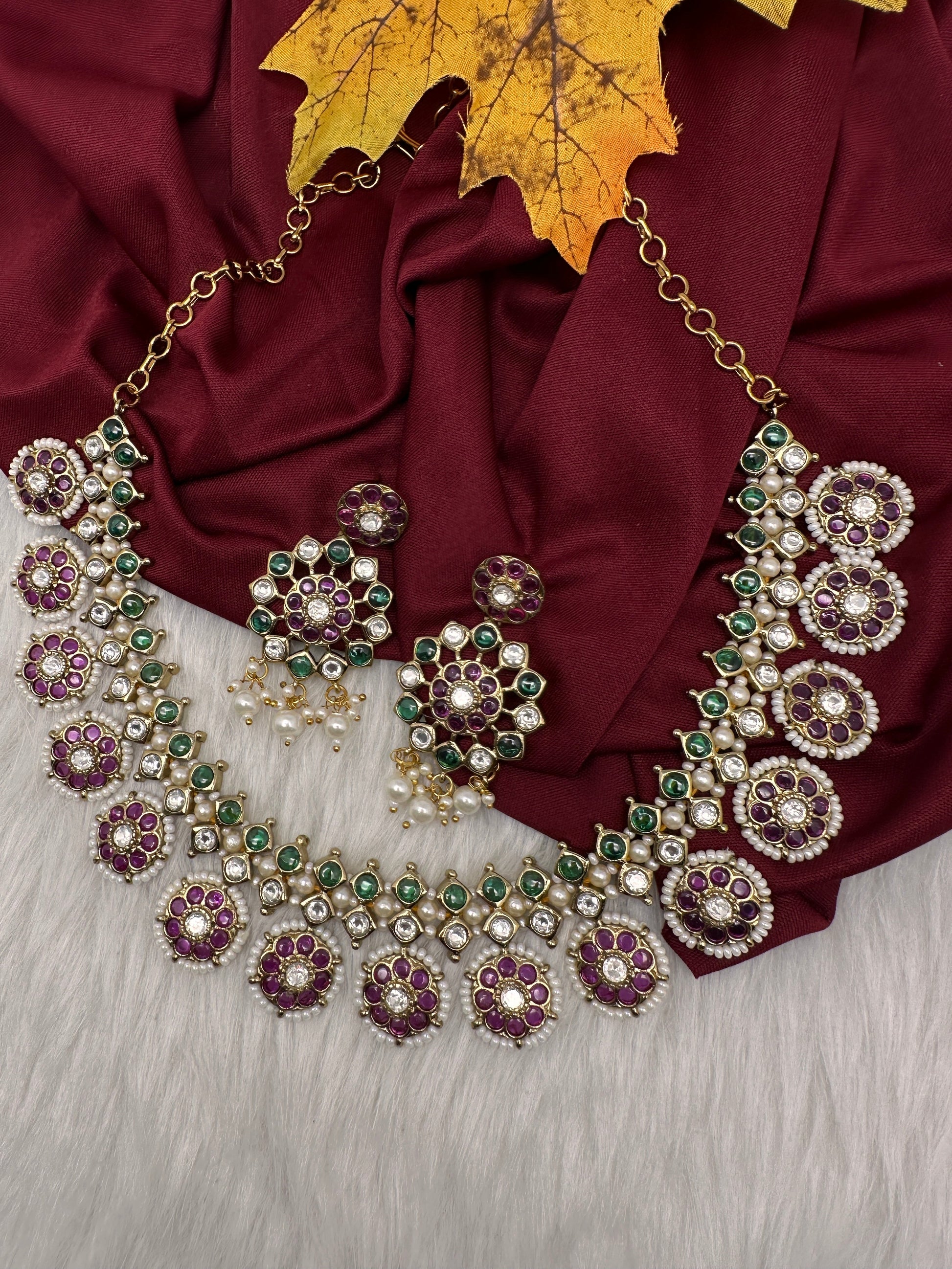 Matte Kemp Color Stone Short Necklace - Multi