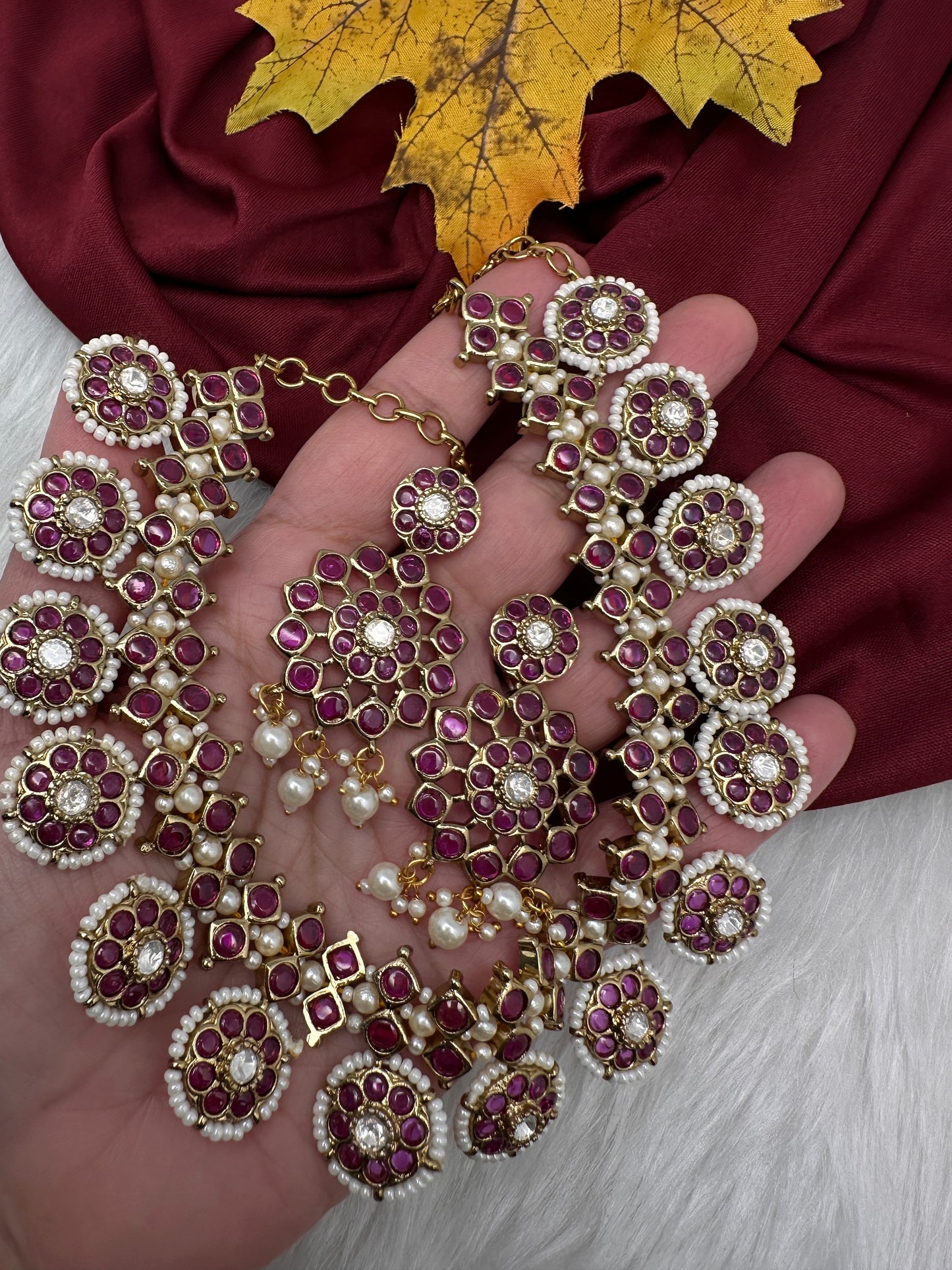 Matte Kemp Color Stone Short Necklace - Red