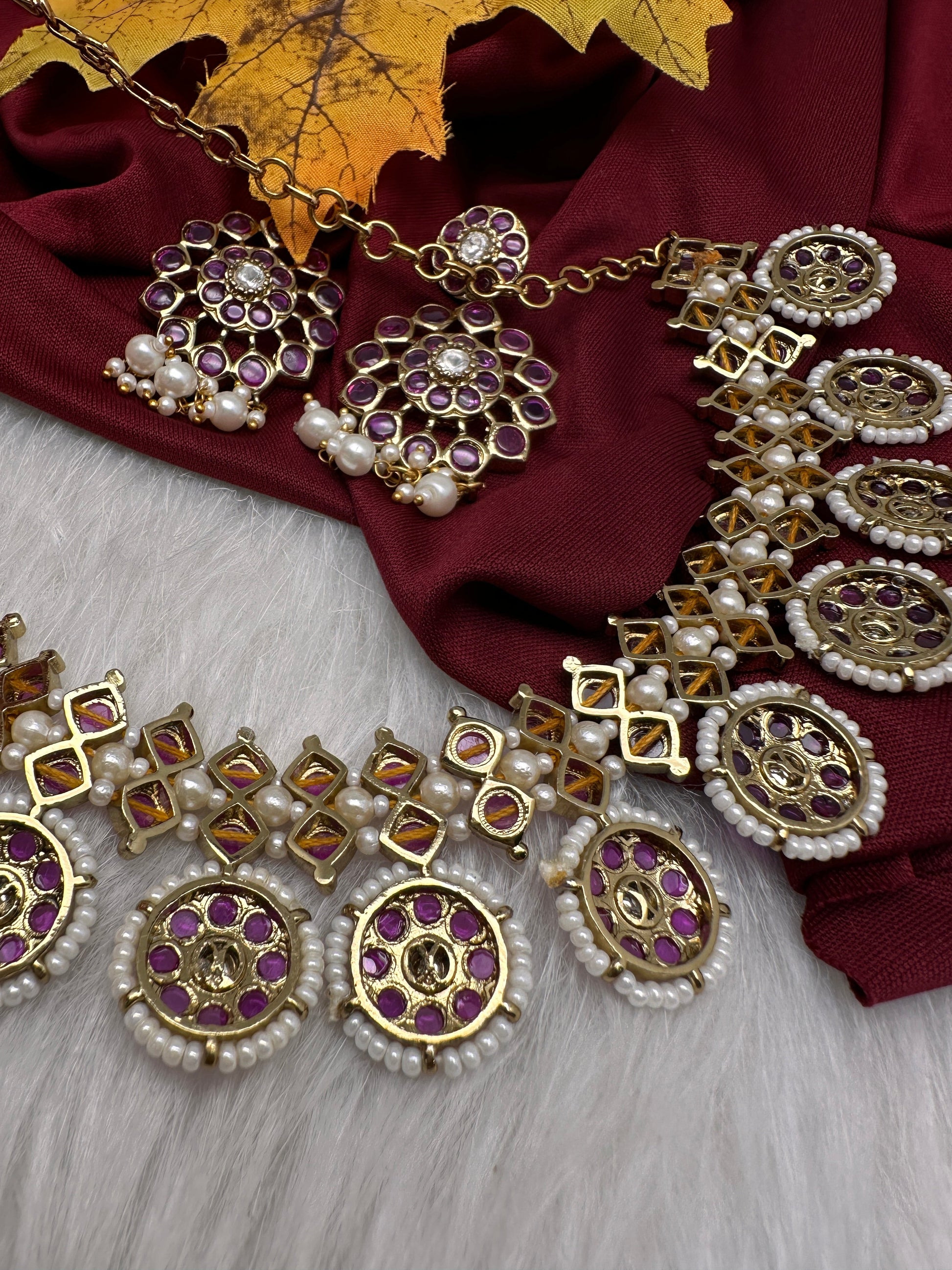 Matte Kemp Color Stone Short Necklace - Red