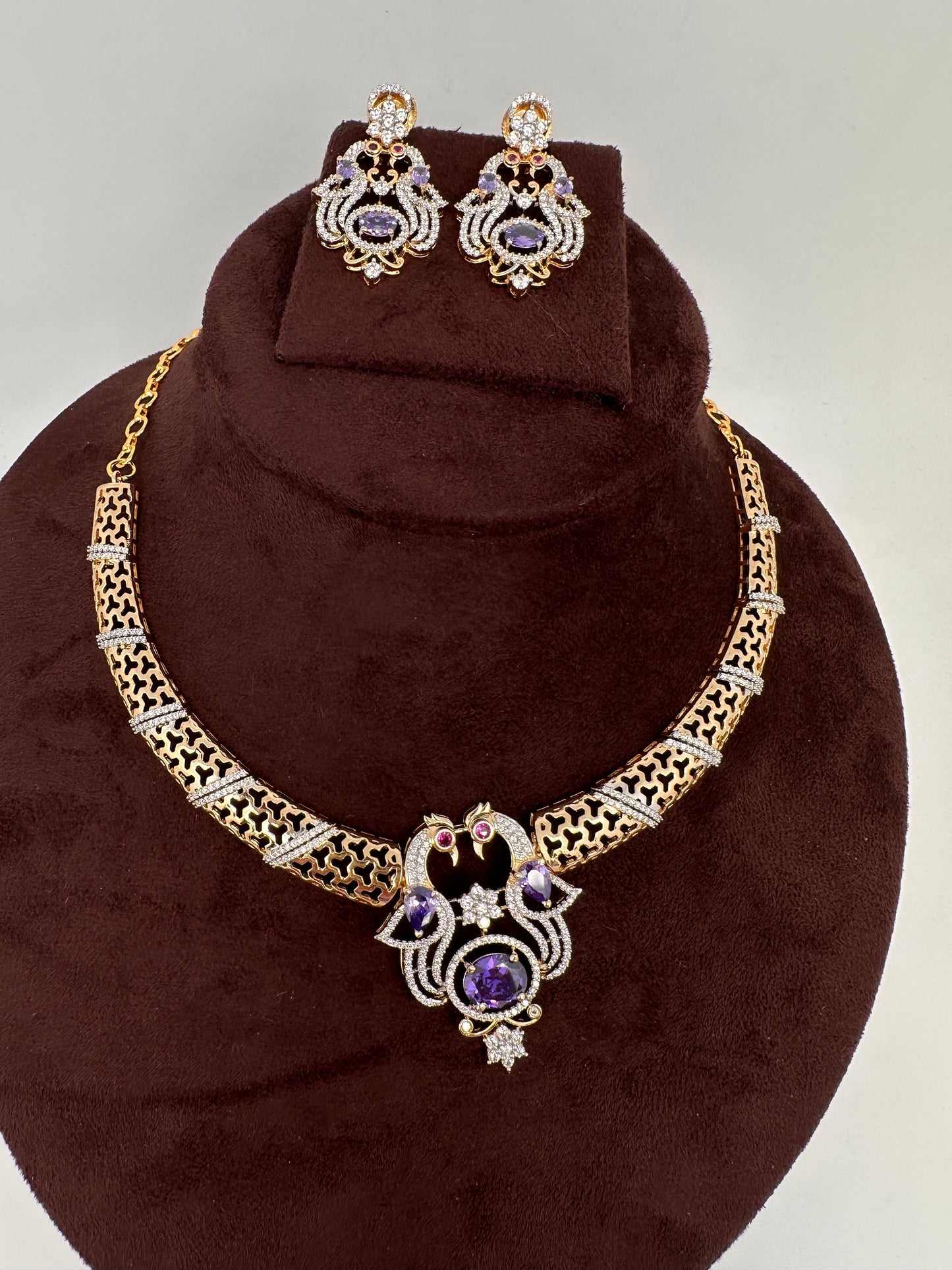 AD  Kanthi Short Necklace - Purple