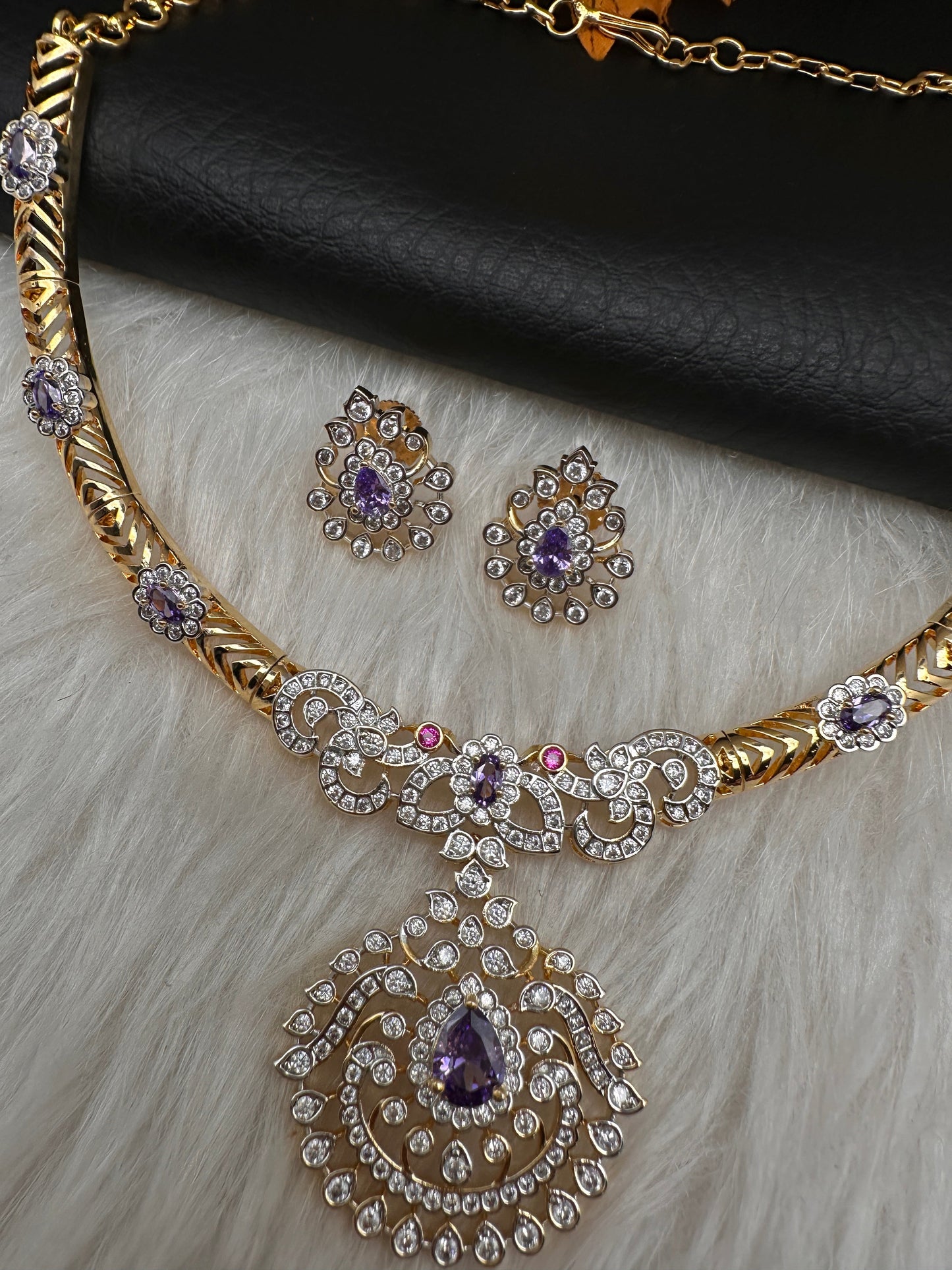 AD  Kanthi Short Necklace - Purple