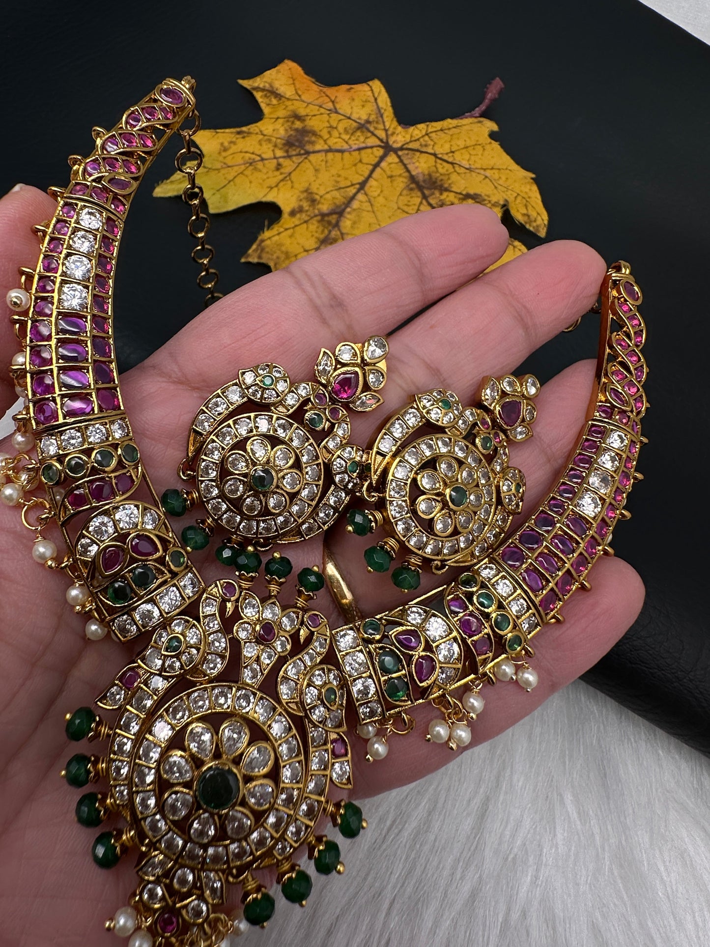 Kempu Matte Kanthi Short Necklace