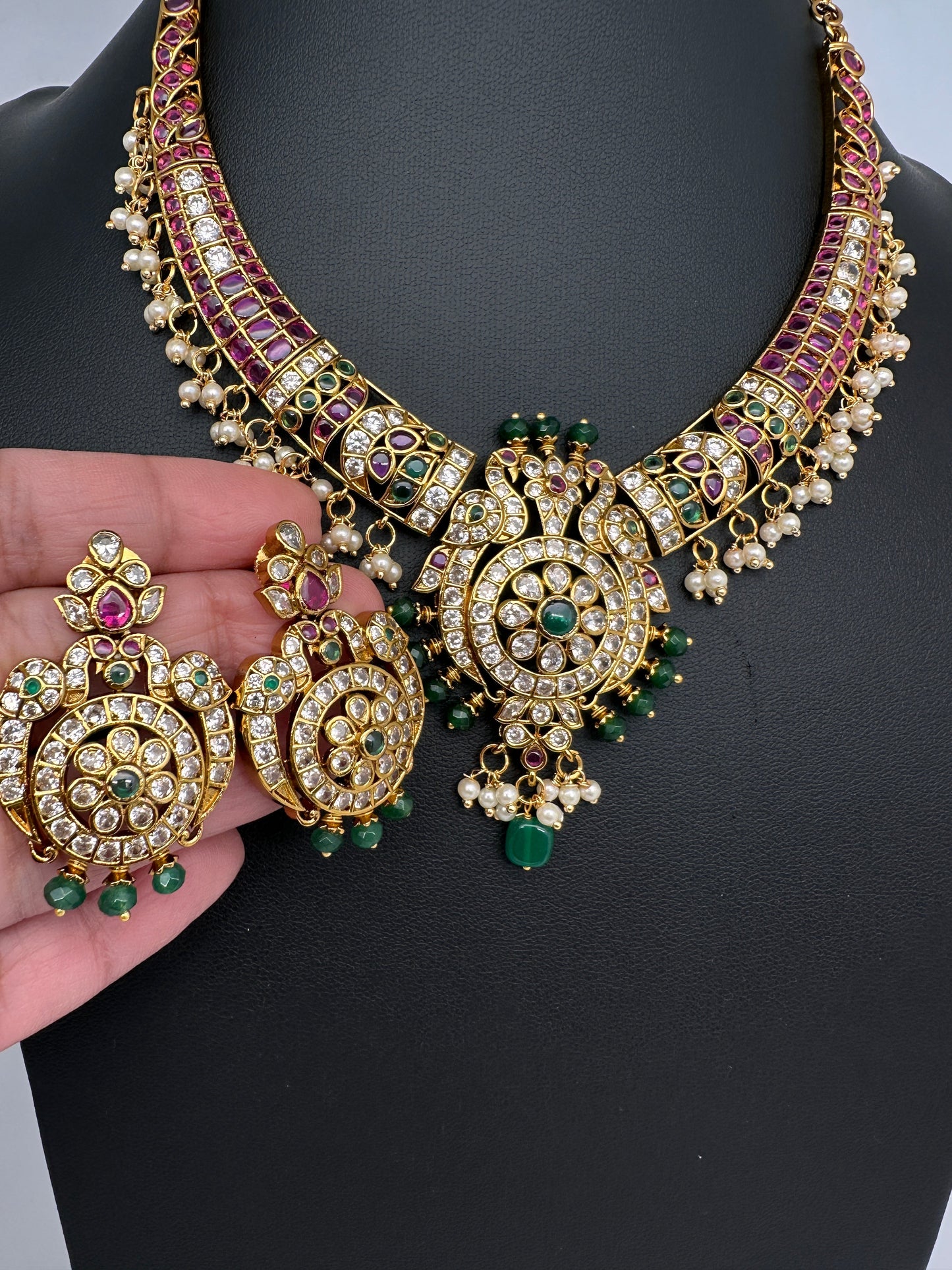Kempu Matte Kanthi Short Necklace