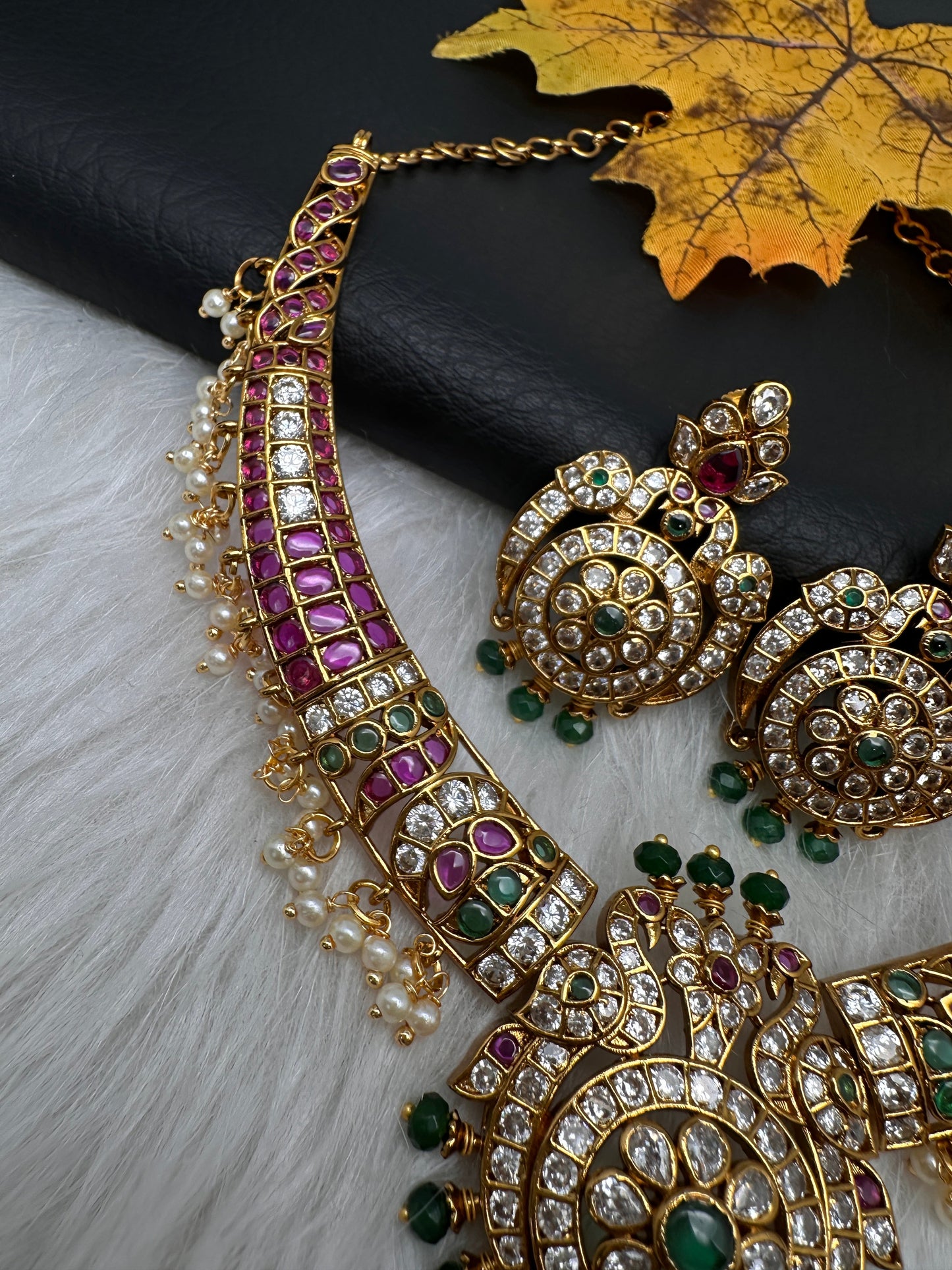 Kempu Matte Kanthi Short Necklace