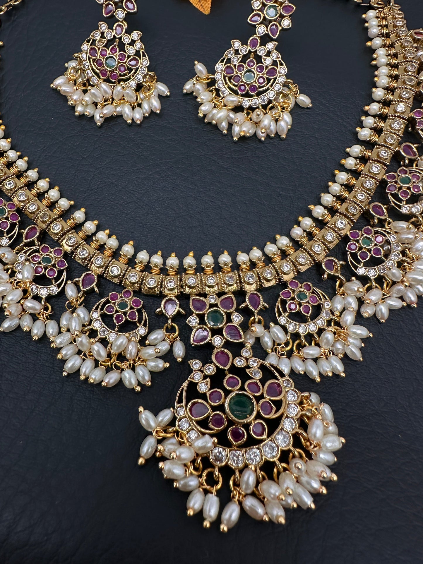 Kempu Matte Rice Pearls Guttapusalu Short Necklace