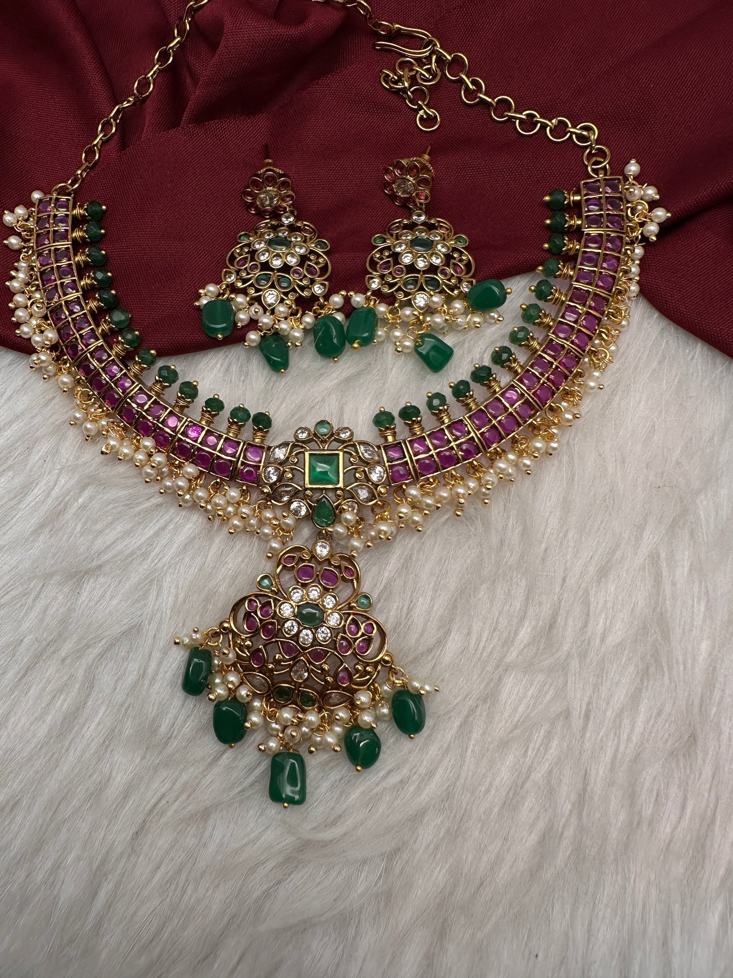 Kempu Matte Color Stone Short Necklace - Green