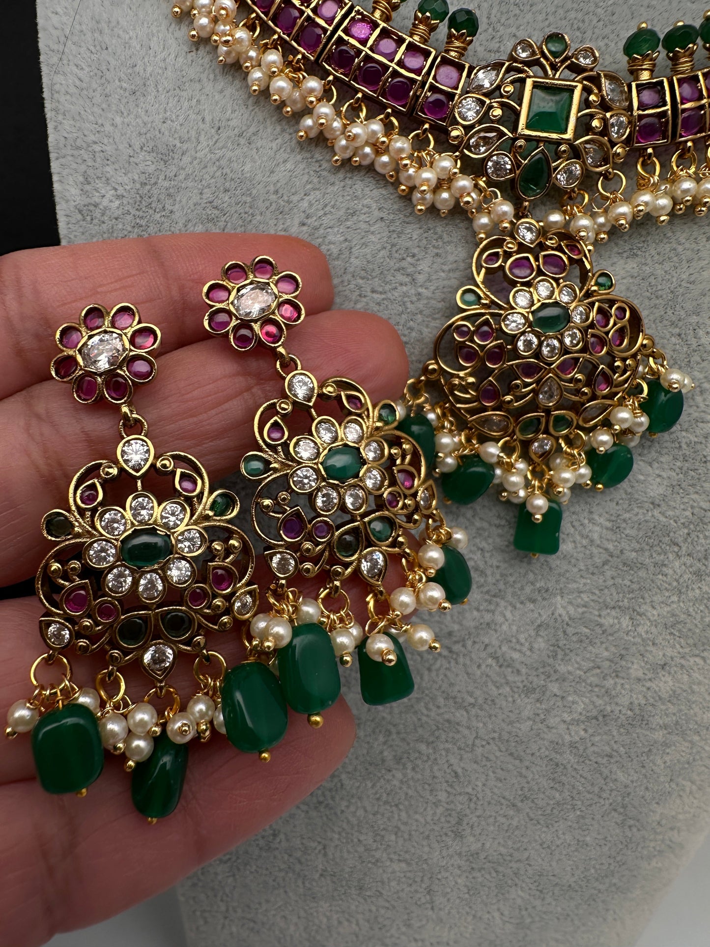 Kempu Matte Color Stone Short Necklace - Green