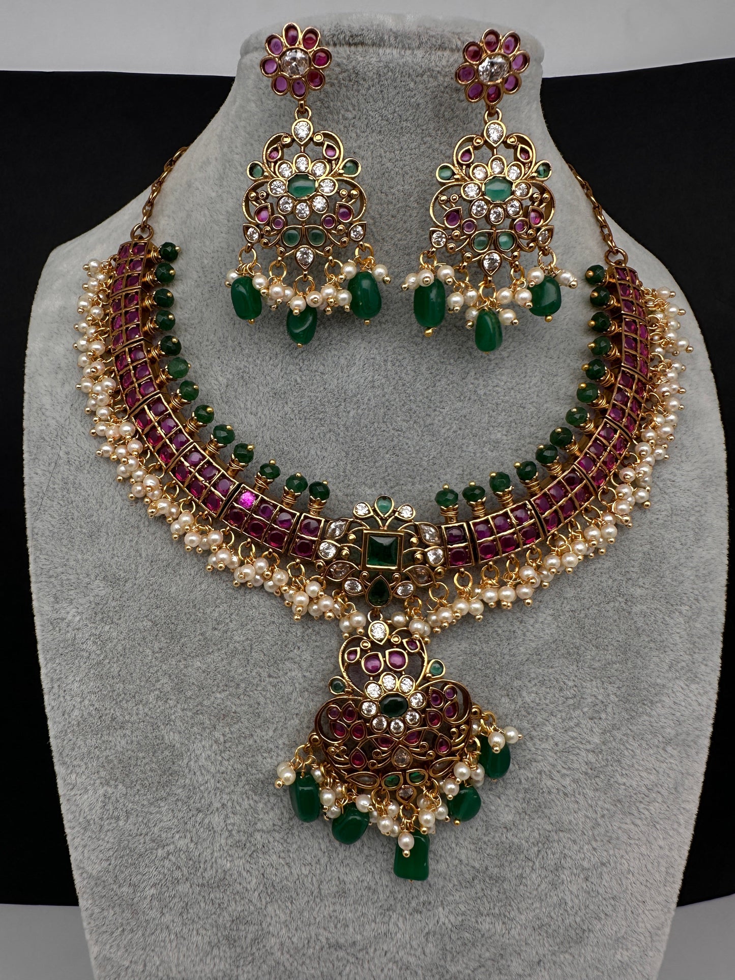 Kempu Matte Color Stone Short Necklace - Green