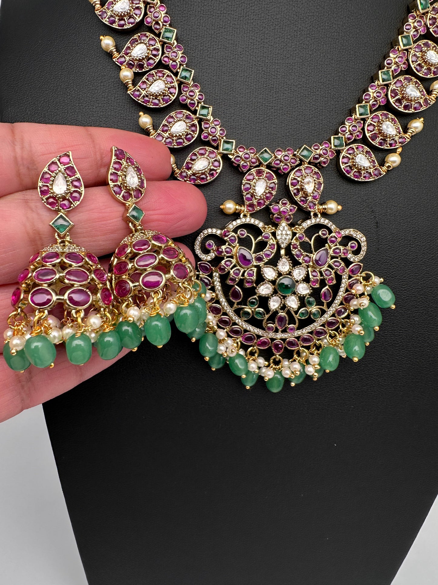 Kempu Matte Mango Short Necklace