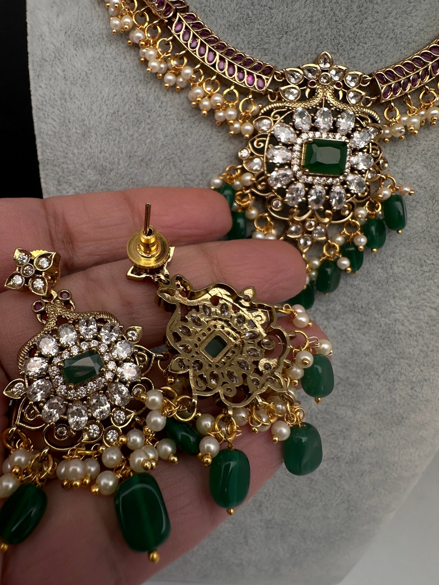 Kemp AD Green Short Necklace